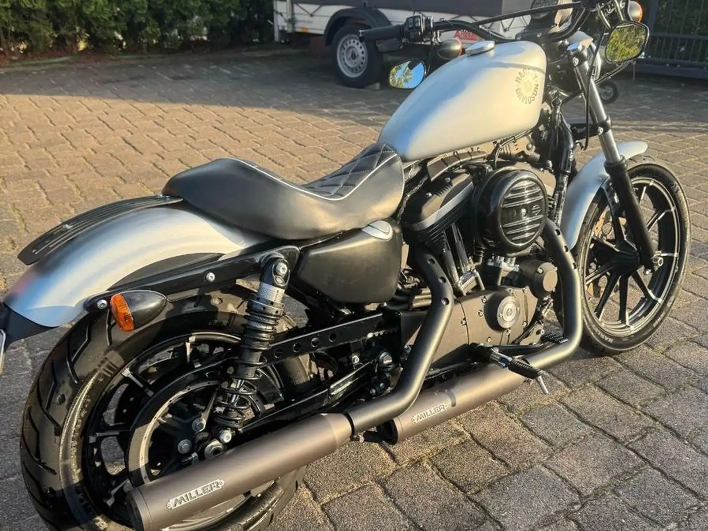 Harley-Davidson Sportster Iron 883 **Miller-Auspuff** Zilver - 2
