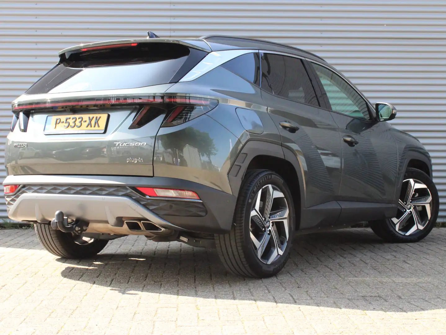 Hyundai TUCSON 1.6 T-GDI PHEV Premium 4WD | Afneembare Trekhaak | Grijs - 2