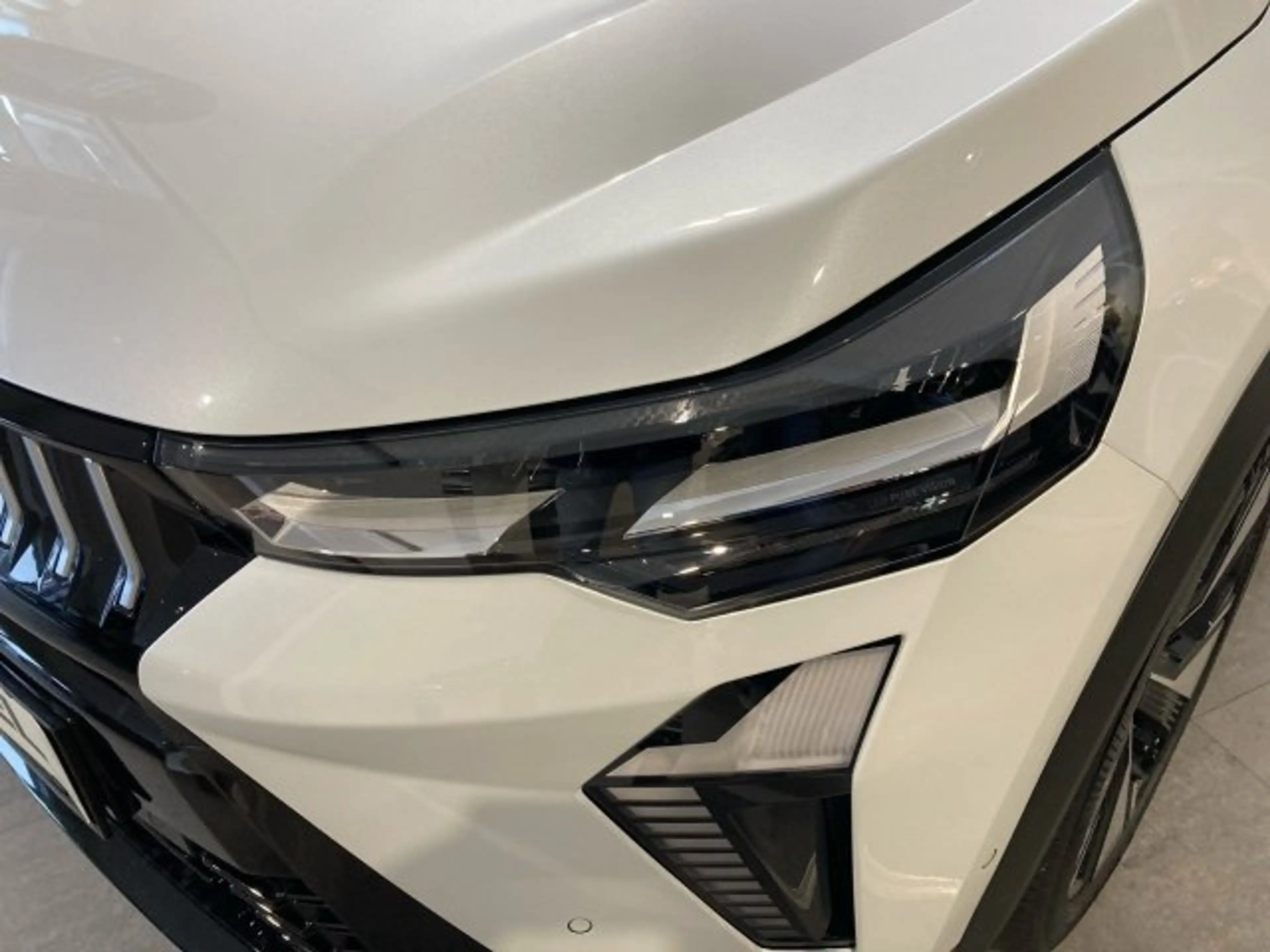 Mitsubishi Grandis 1,3 Petrol Intense S+C+T 26 — photo 12
