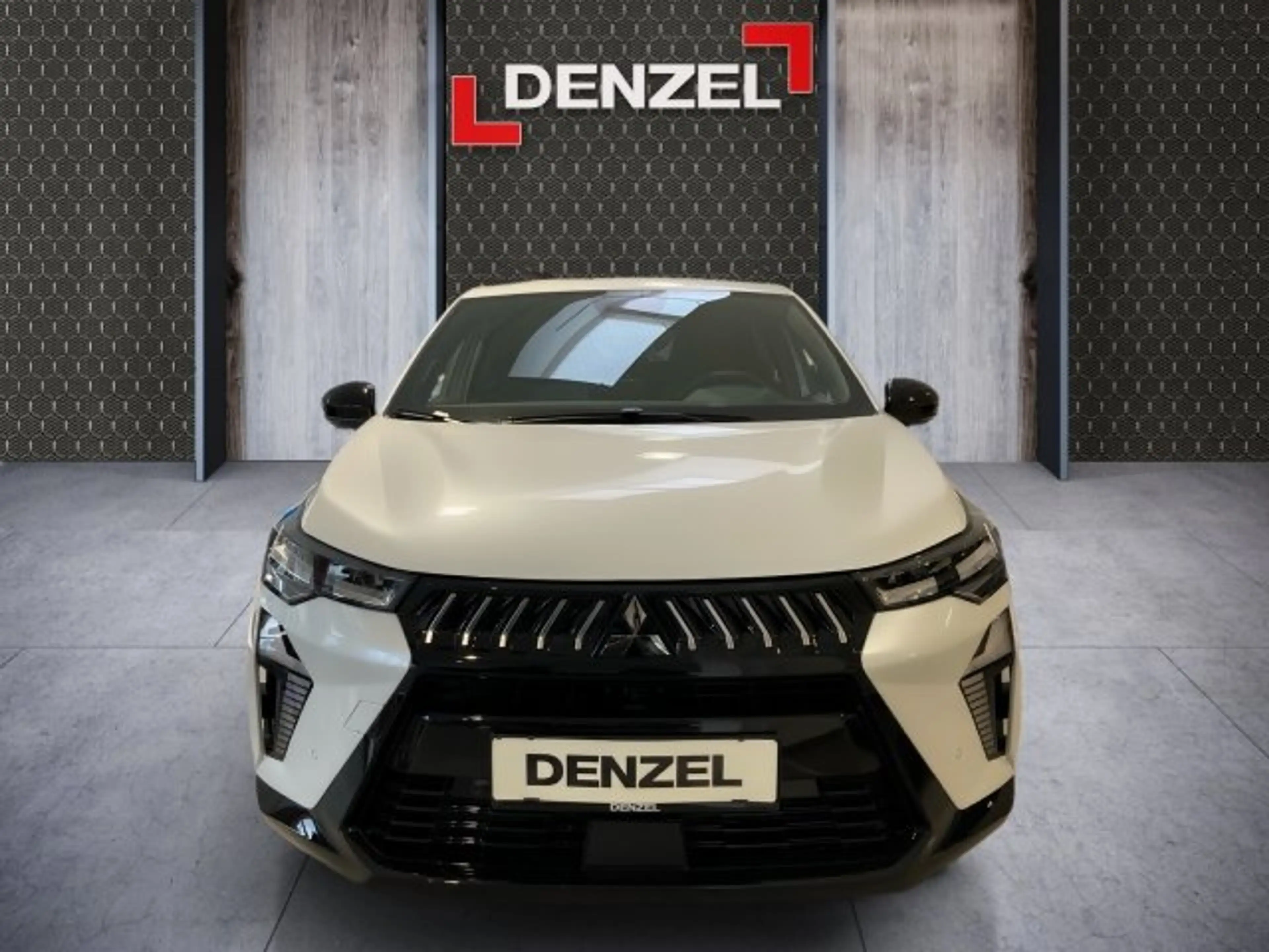 Mitsubishi Grandis 1,3 Petrol Intense S+C+T 26 — photo 13