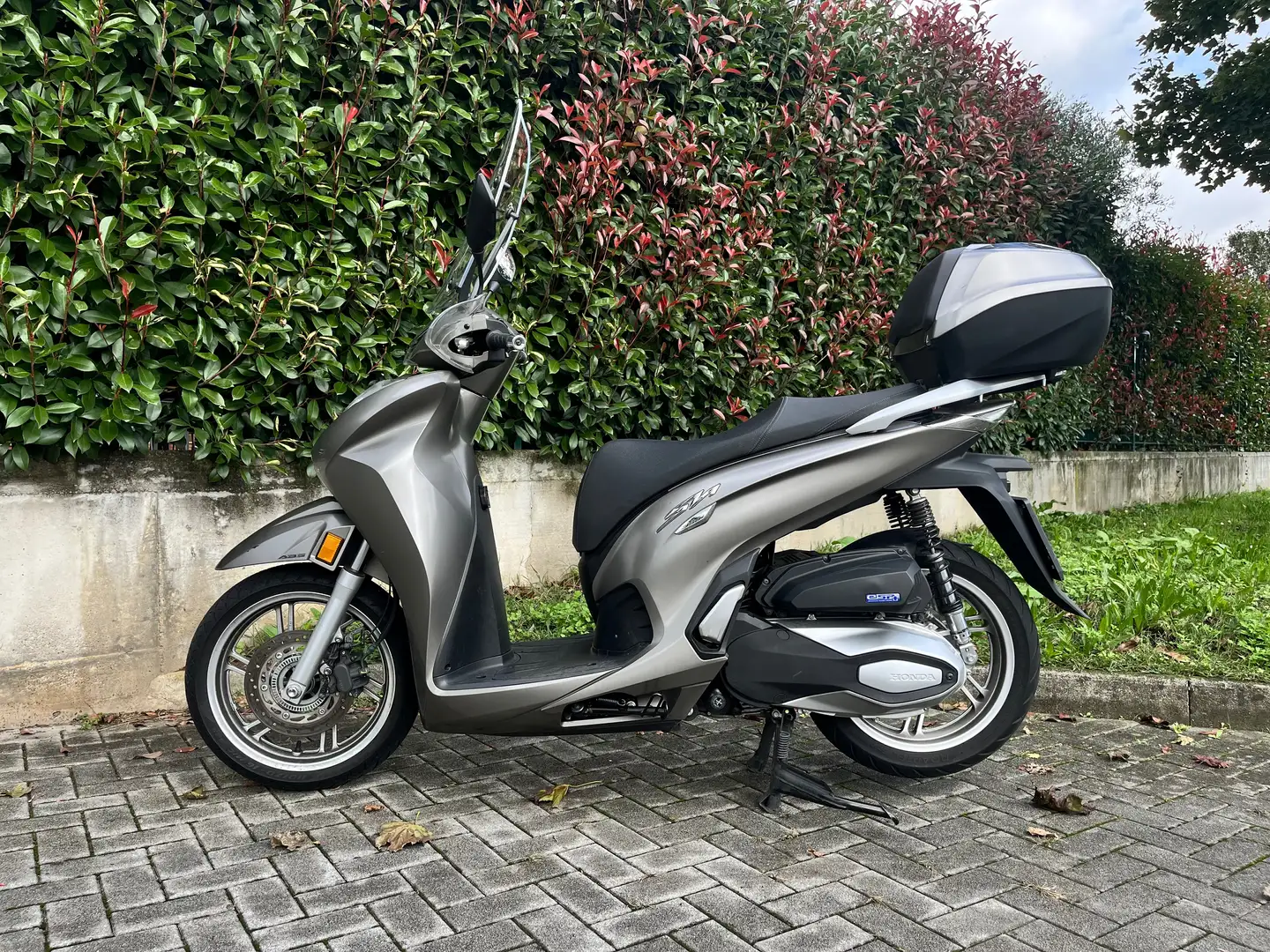 Honda SH 350i Grigio - 1