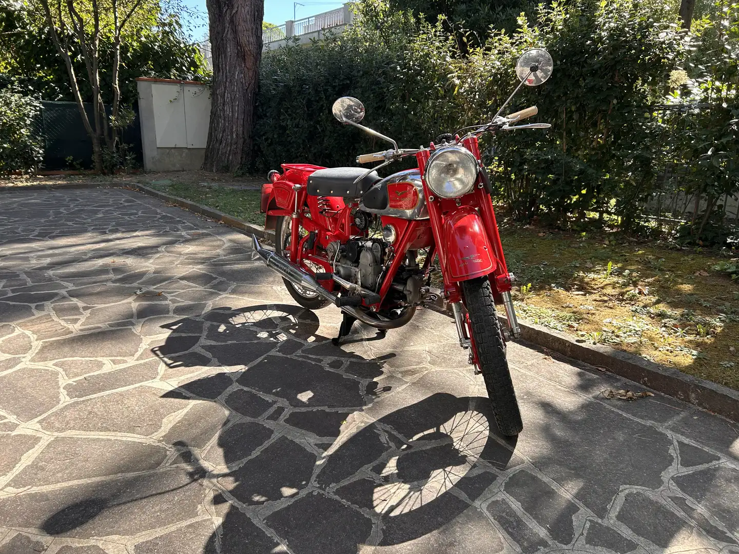 Moto Guzzi Airone Rouge - 2