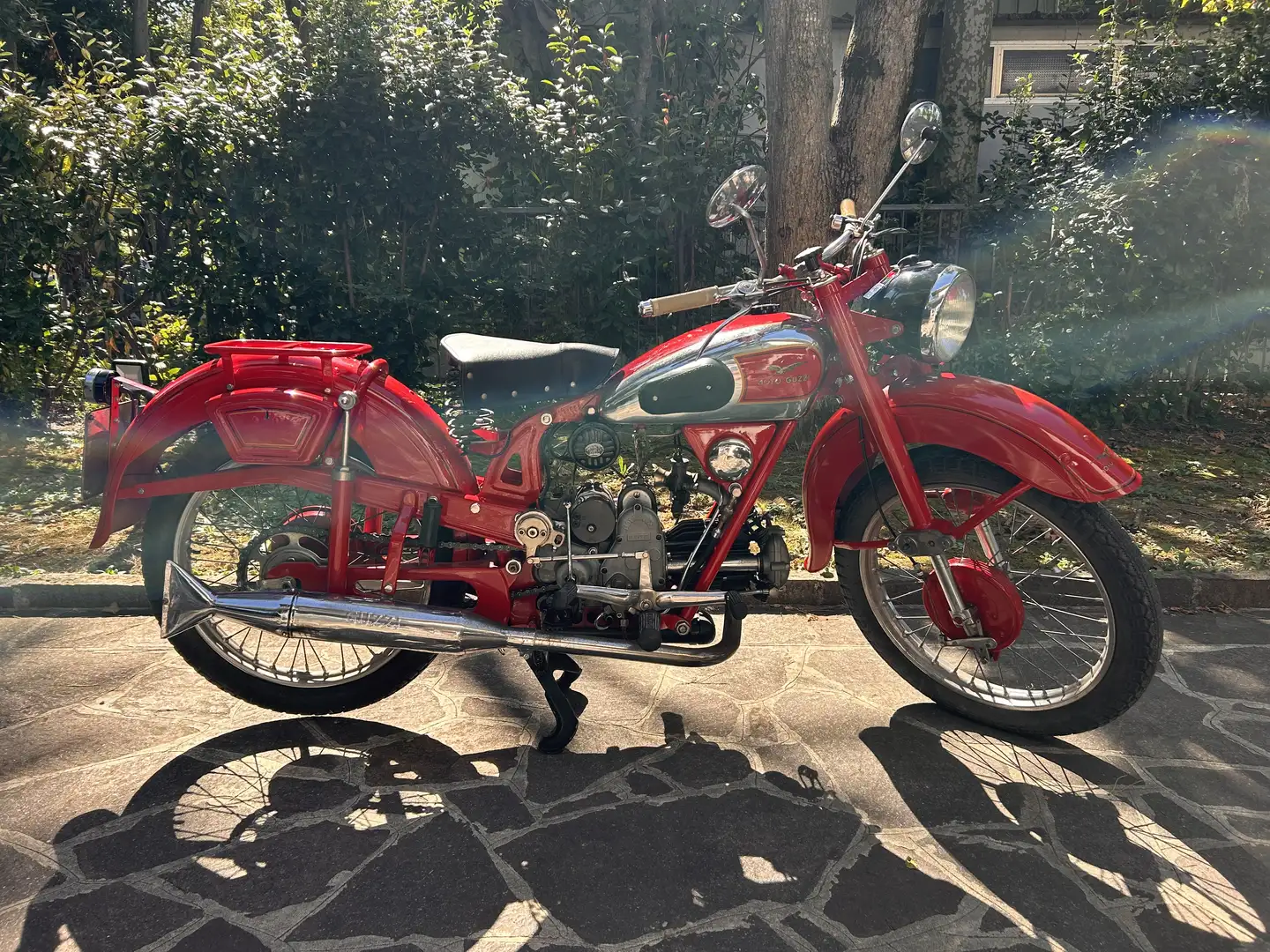 Moto Guzzi Airone Rouge - 1