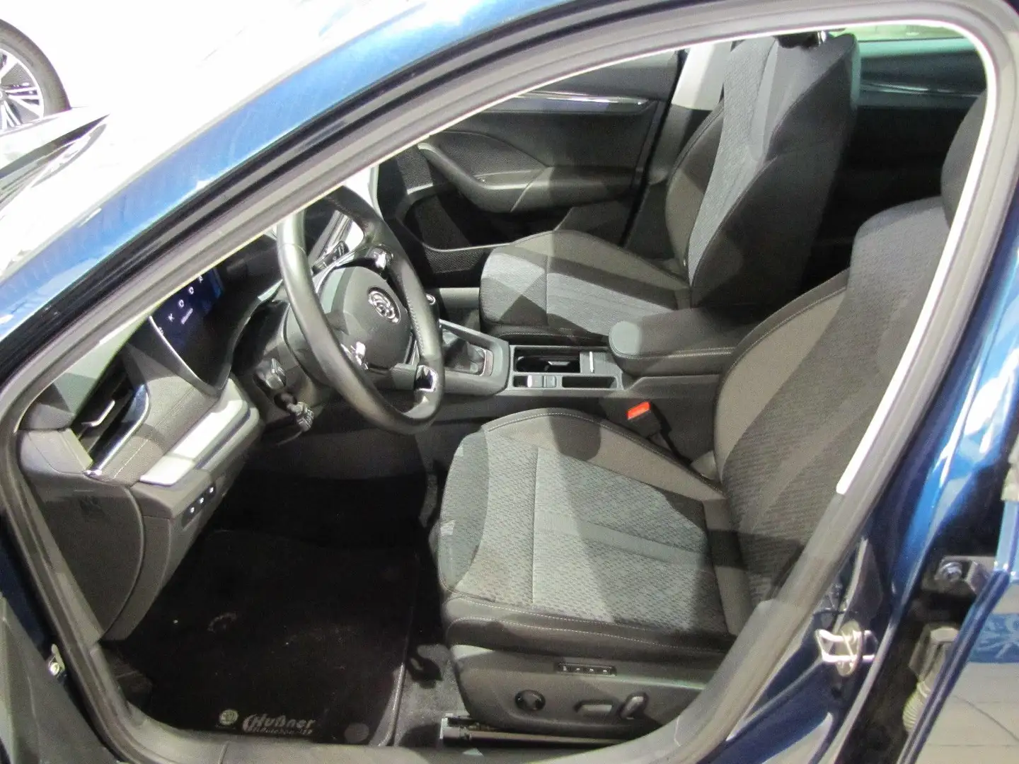 Skoda Octavia Combi First Edition Blau - 2