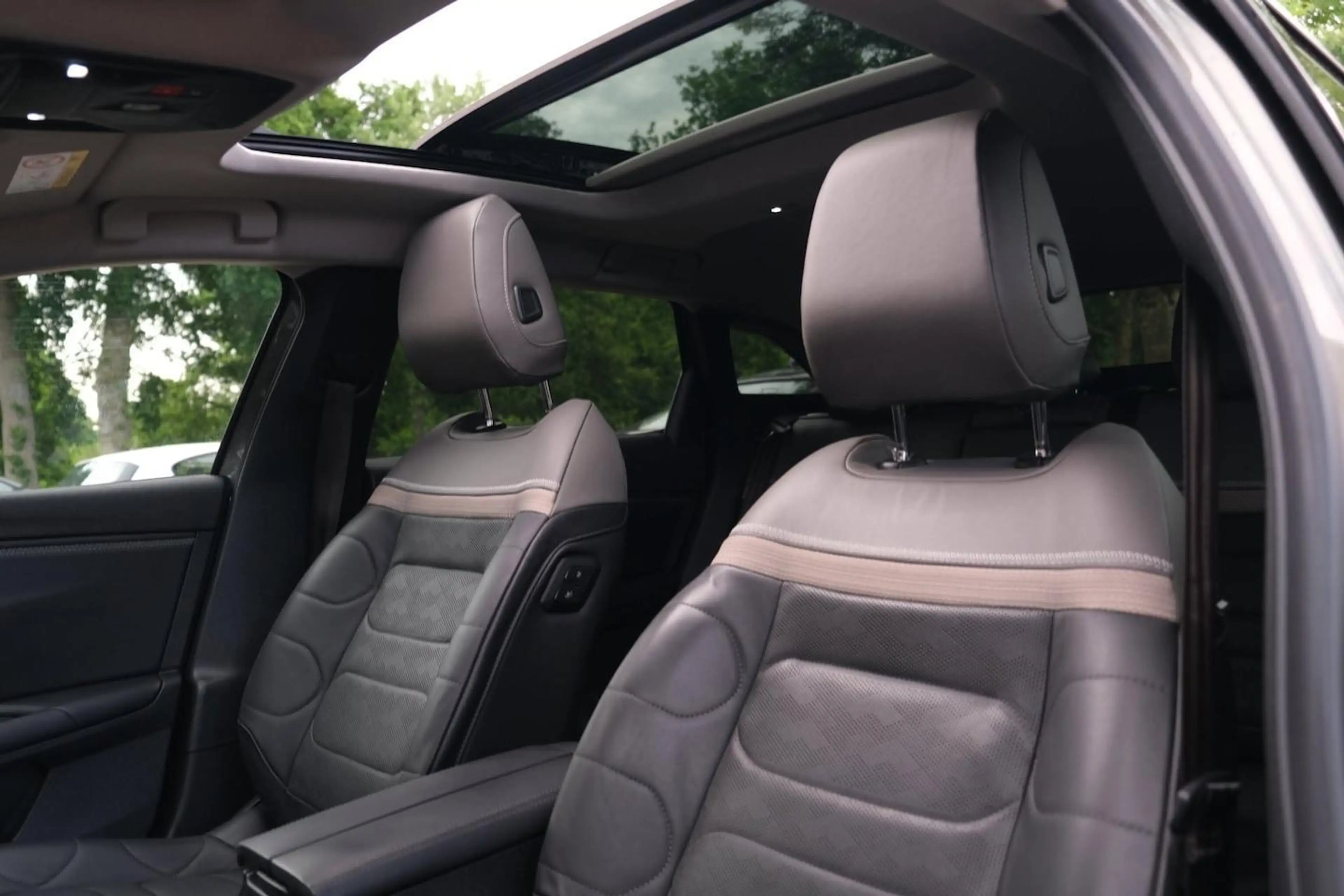 Citroen C5 X 1.6 Plug-in Hybrid 225 Shine|Rijklaar|Fulloption|A — photo 19