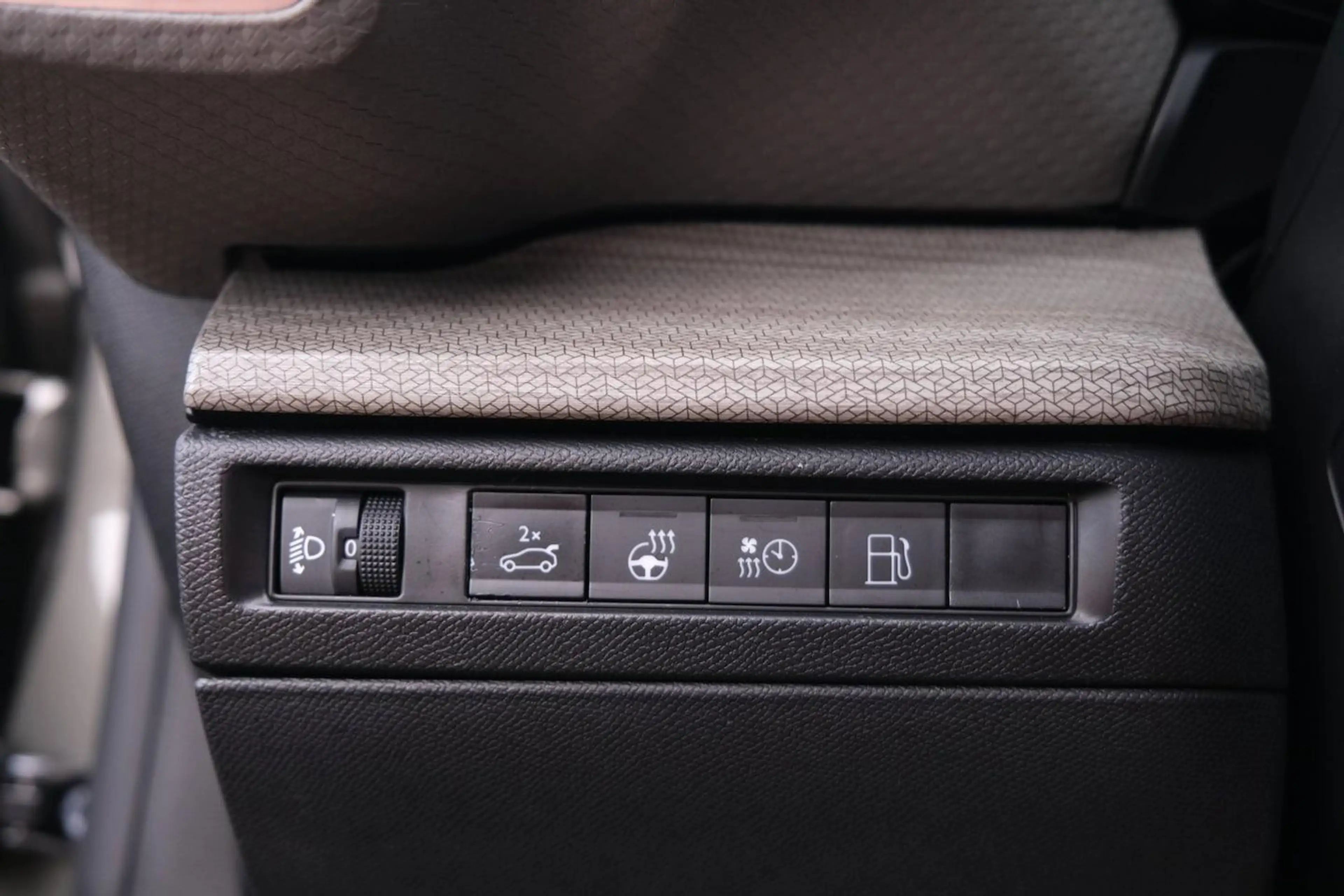 Citroen C5 X 1.6 Plug-in Hybrid 225 Shine|Rijklaar|Fulloption|A — photo 25