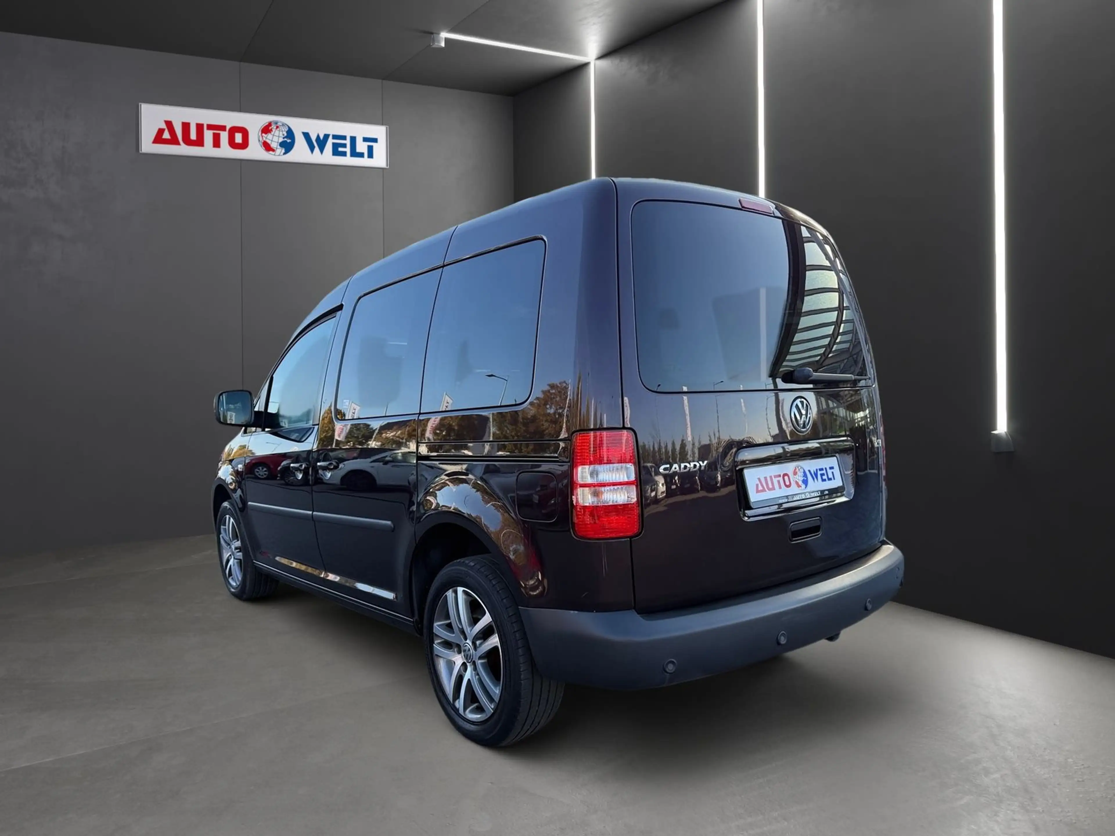 Volkswagen Caddy Kombi 1.2 Comfortline Sitzheizung Klima — photo 5