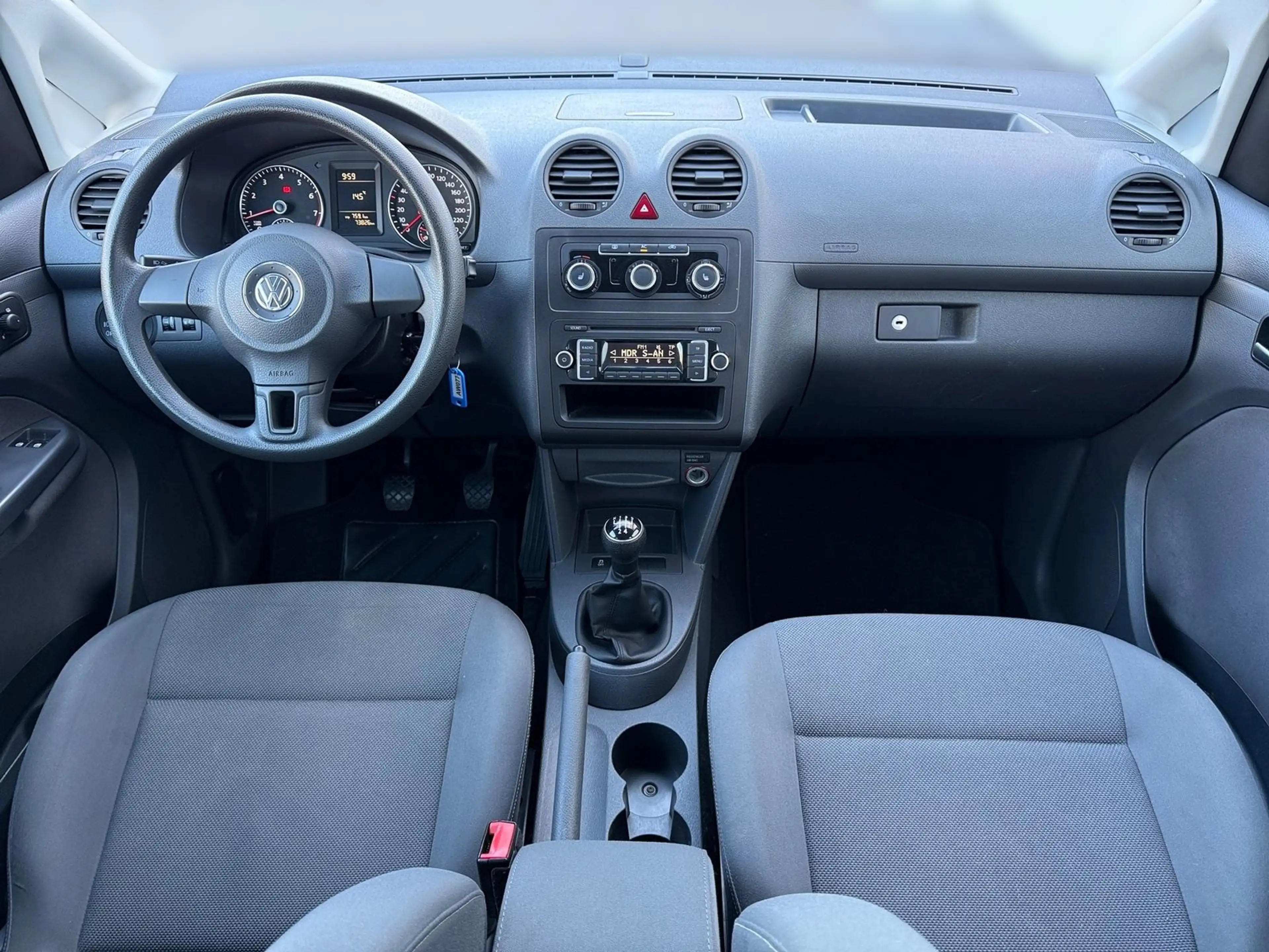 Volkswagen Caddy Kombi 1.2 Comfortline Sitzheizung Klima — photo 12