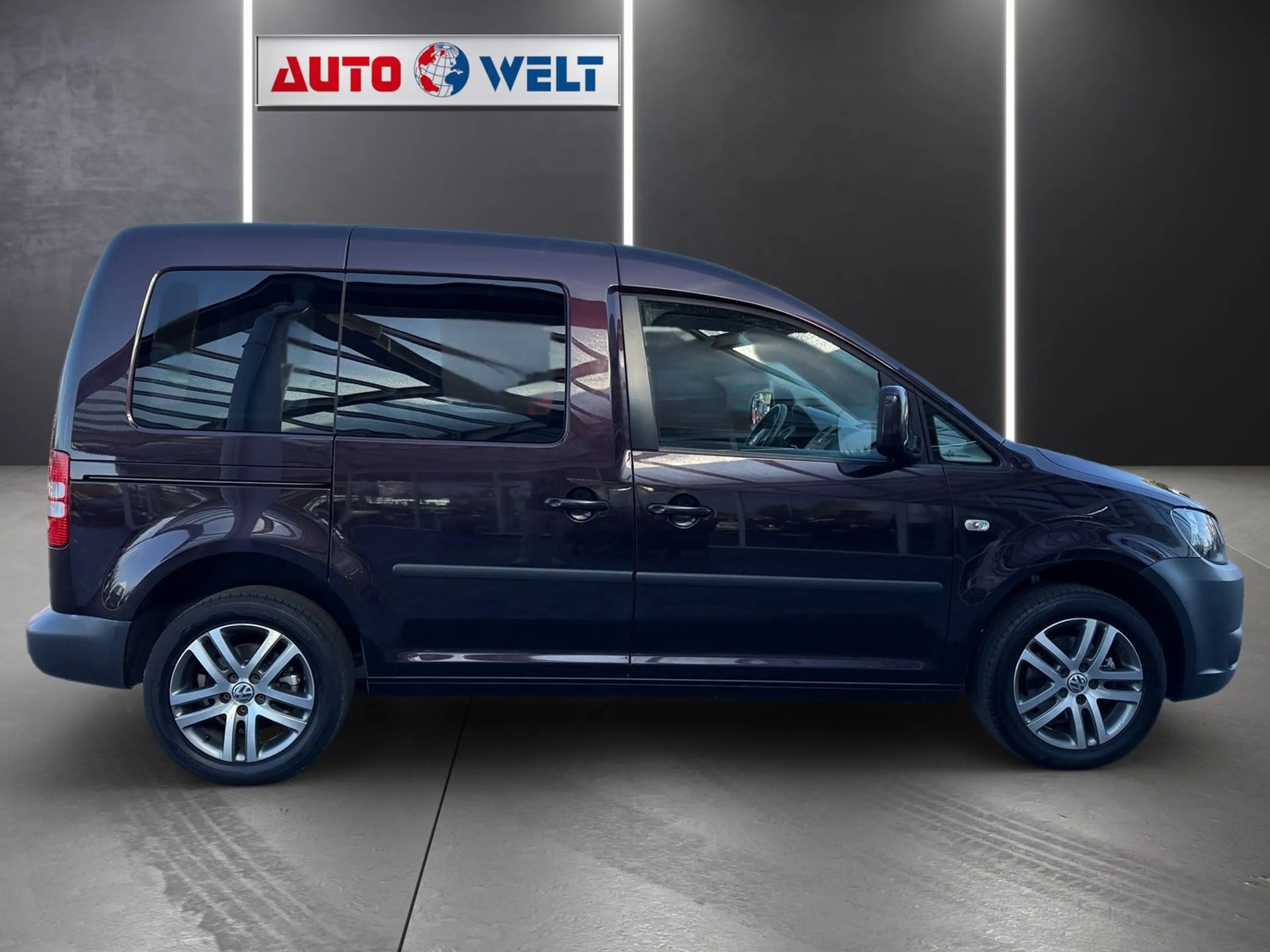 Volkswagen Caddy Kombi 1.2 Comfortline Sitzheizung Klima — photo 3