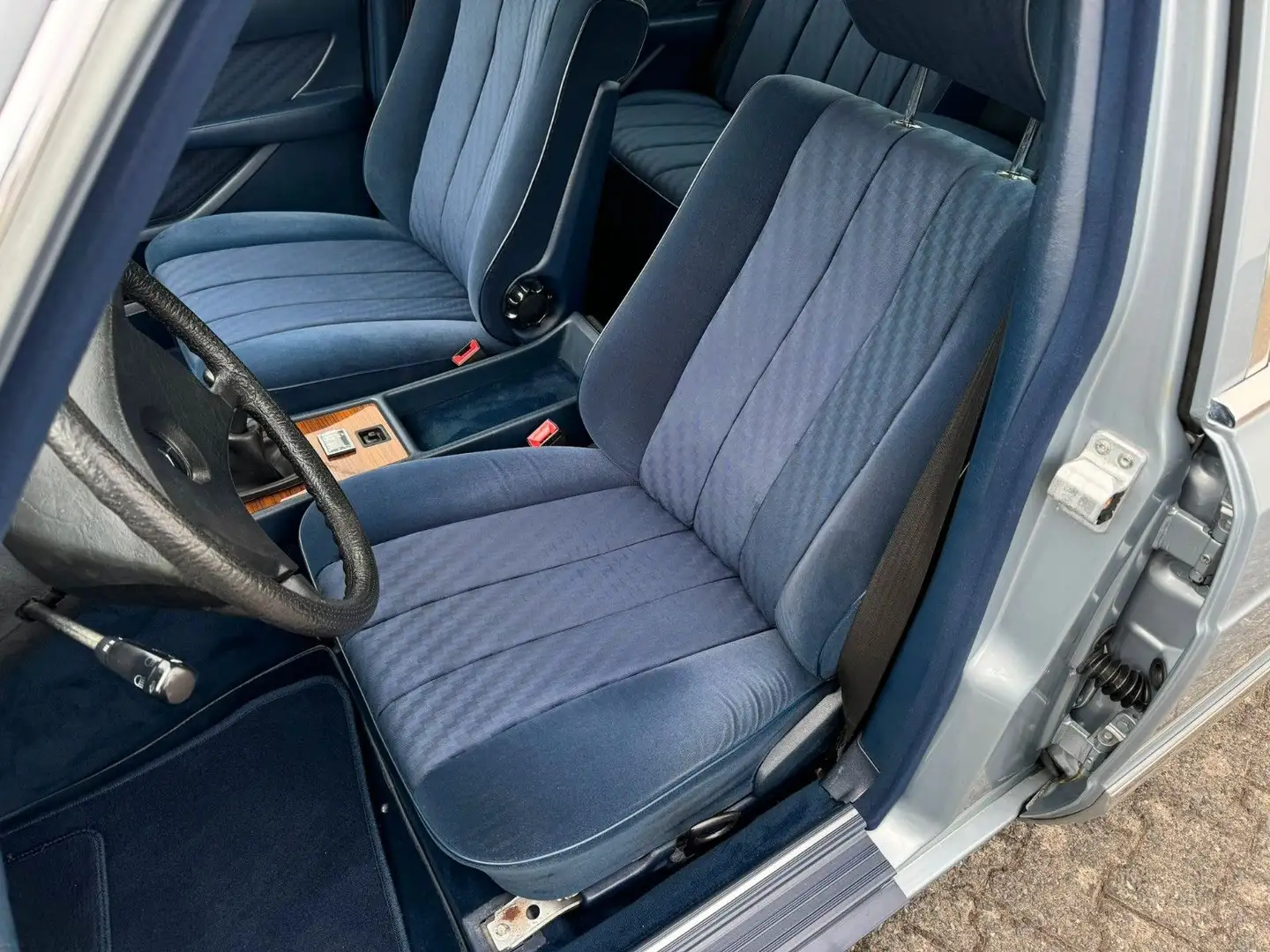 Mercedes-Benz 280 SE  nur 92.000 KM Ezüst - 2