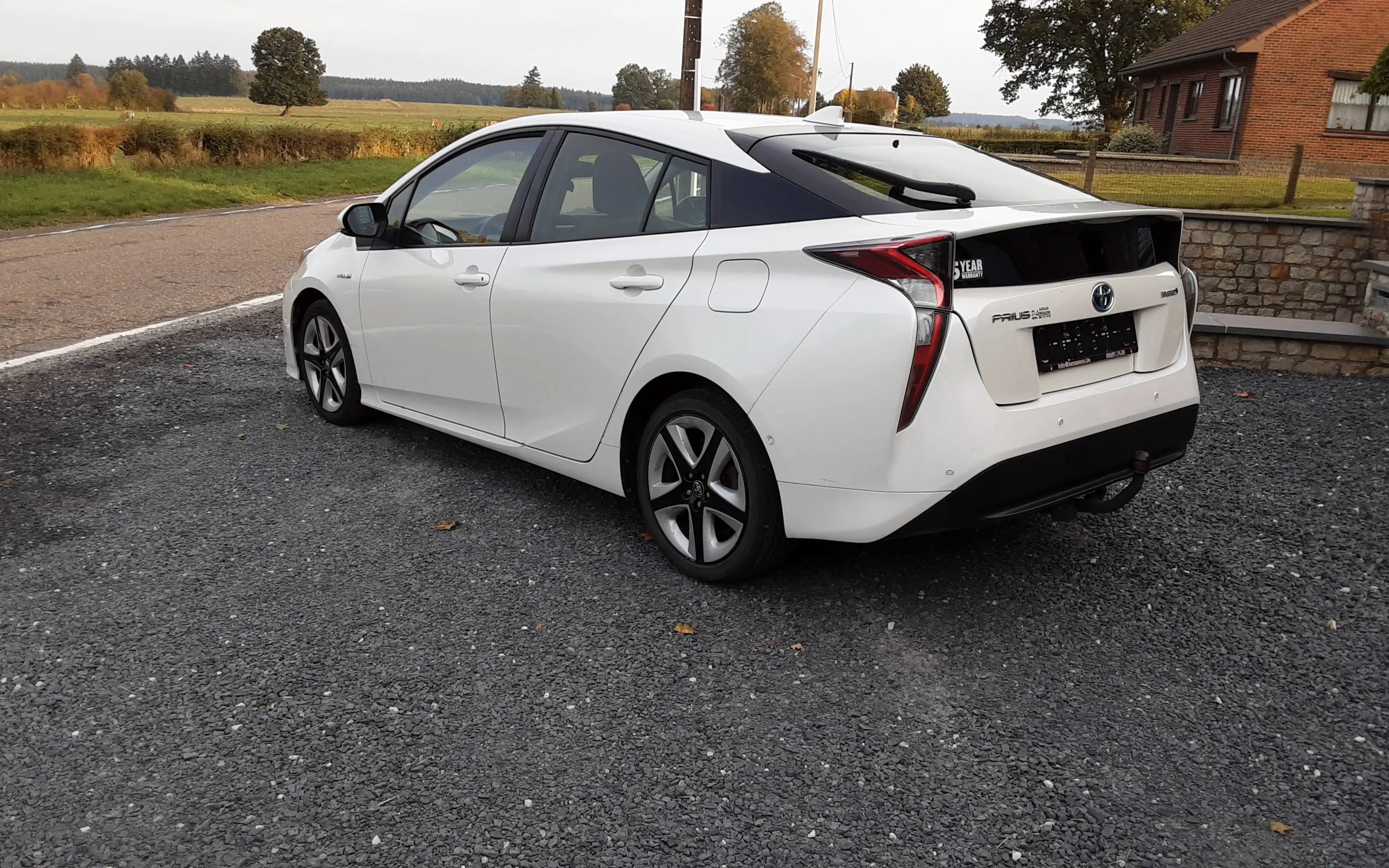 Toyota Prius hybrid — photo 5