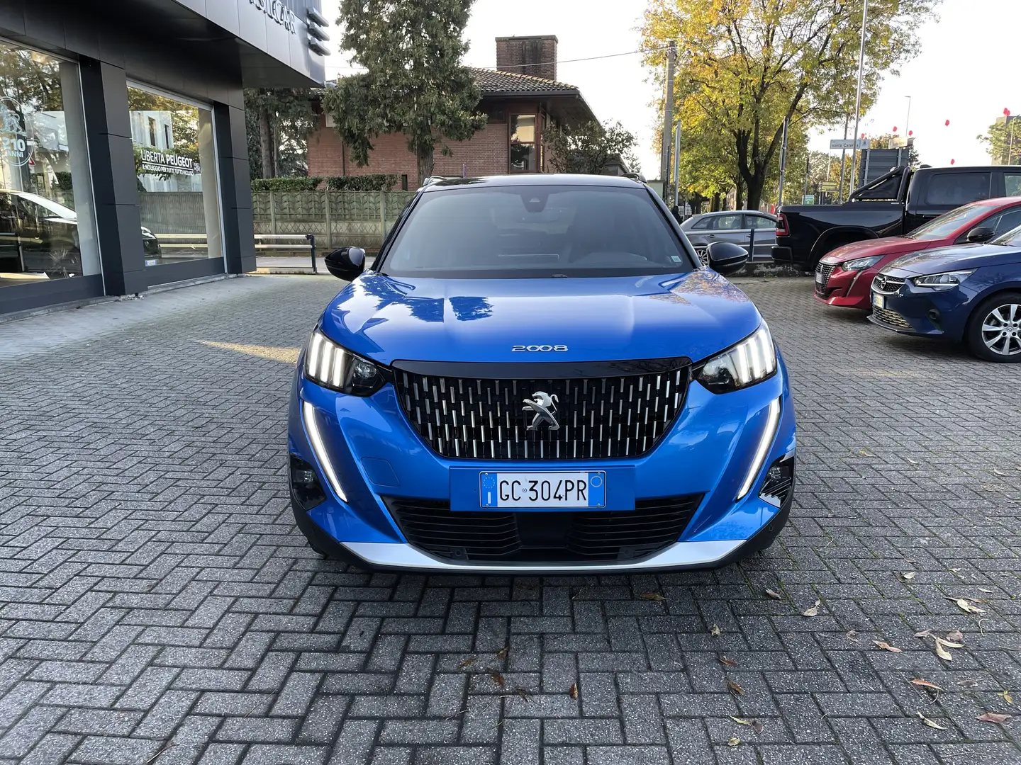 Peugeot 2008 GT Line 1.2 P.Tech 130CV Blu/Azzurro - 2