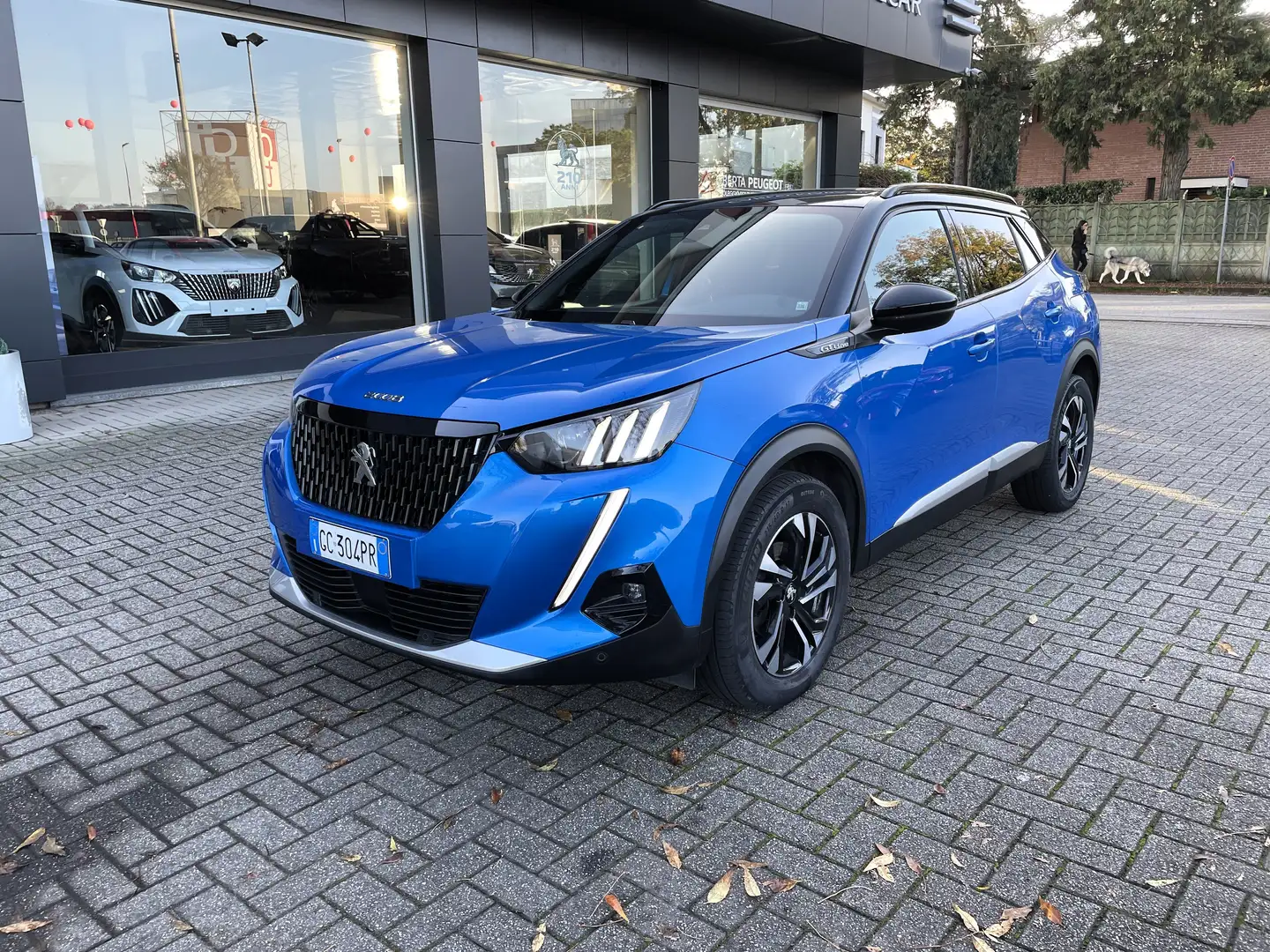 Peugeot 2008 GT Line 1.2 P.Tech 130CV Blu/Azzurro - 1