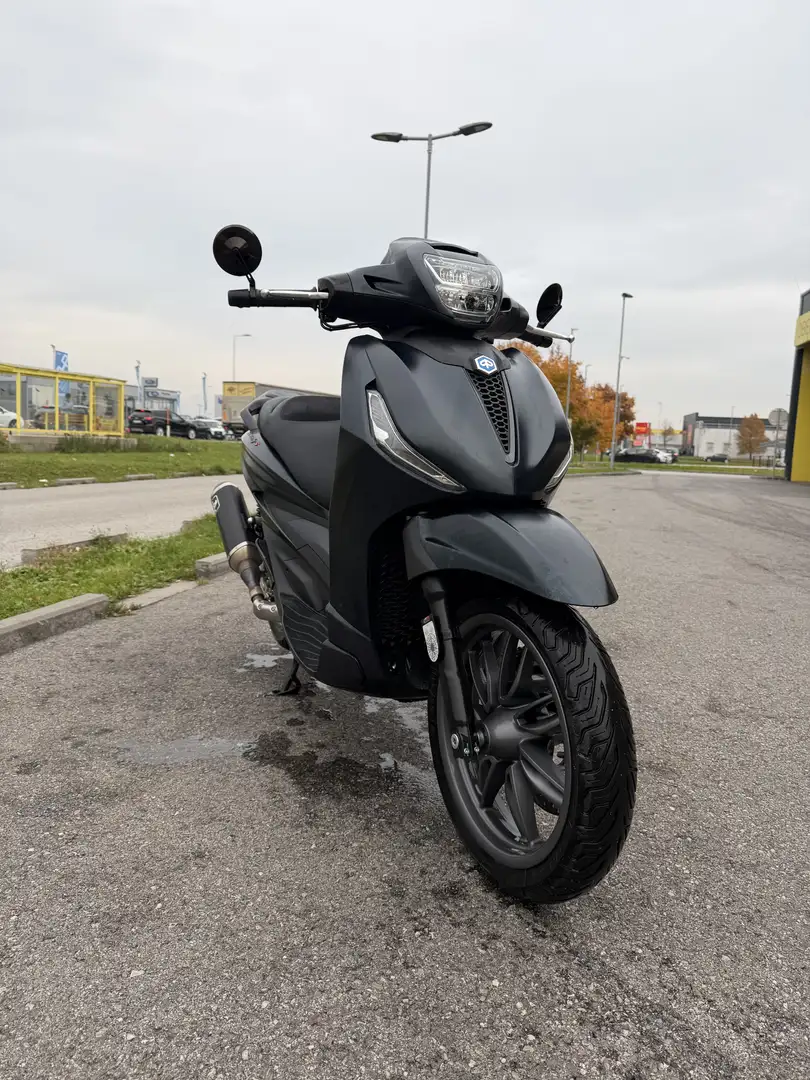 Piaggio Beverly 300 - 2