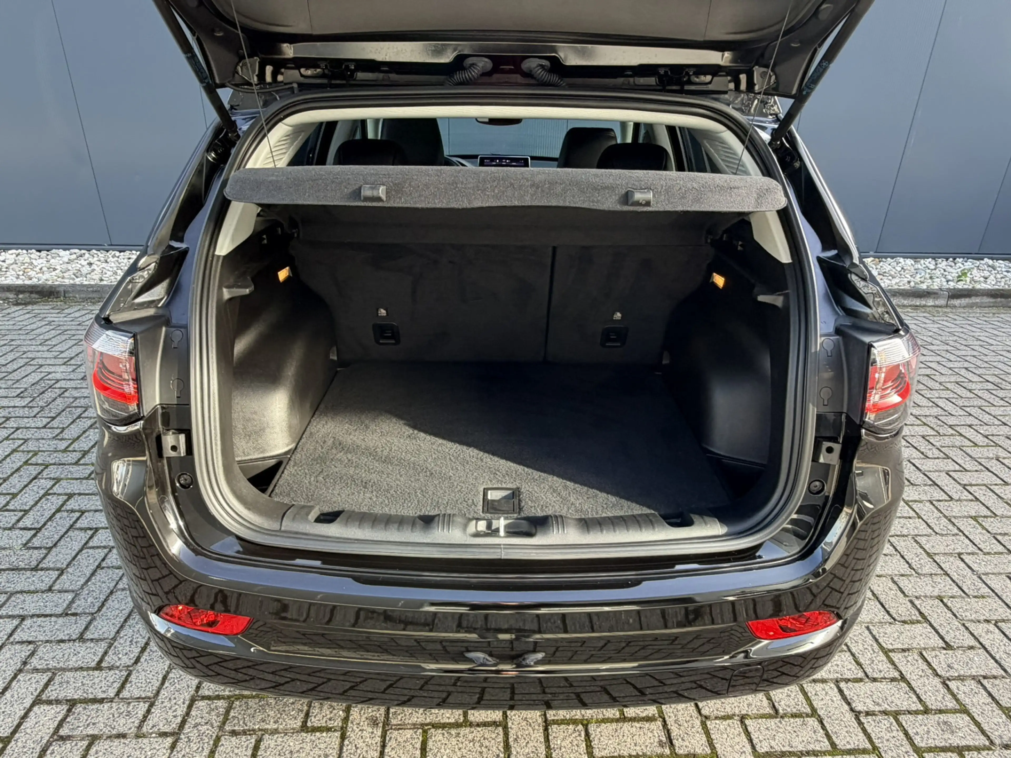 Jeep Compass 1.5T e-Hybrid High Altitude | Winter pack | Apple — photo 11