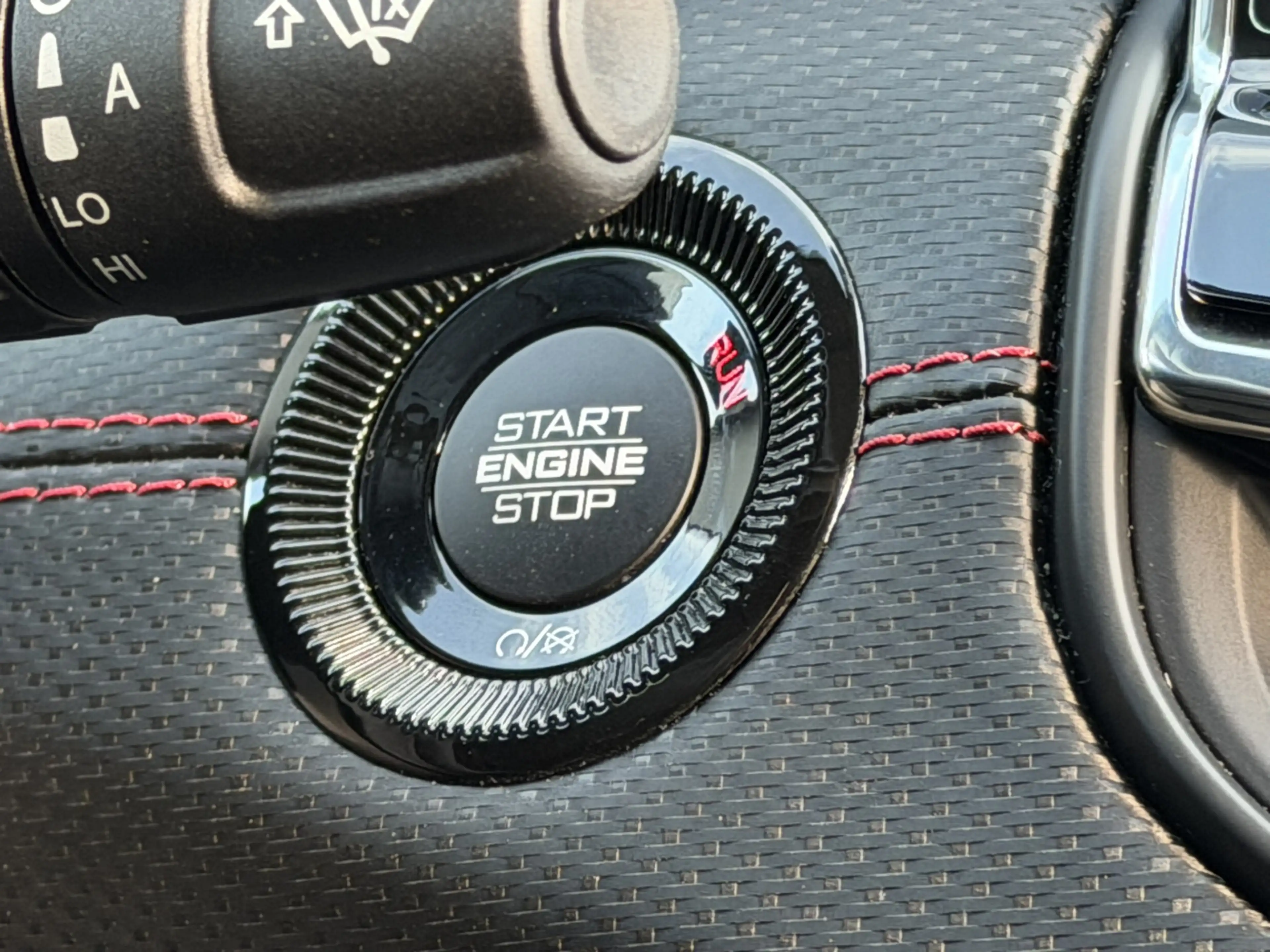 Jeep Compass 1.5T e-Hybrid High Altitude | Winter pack | Apple — photo 27