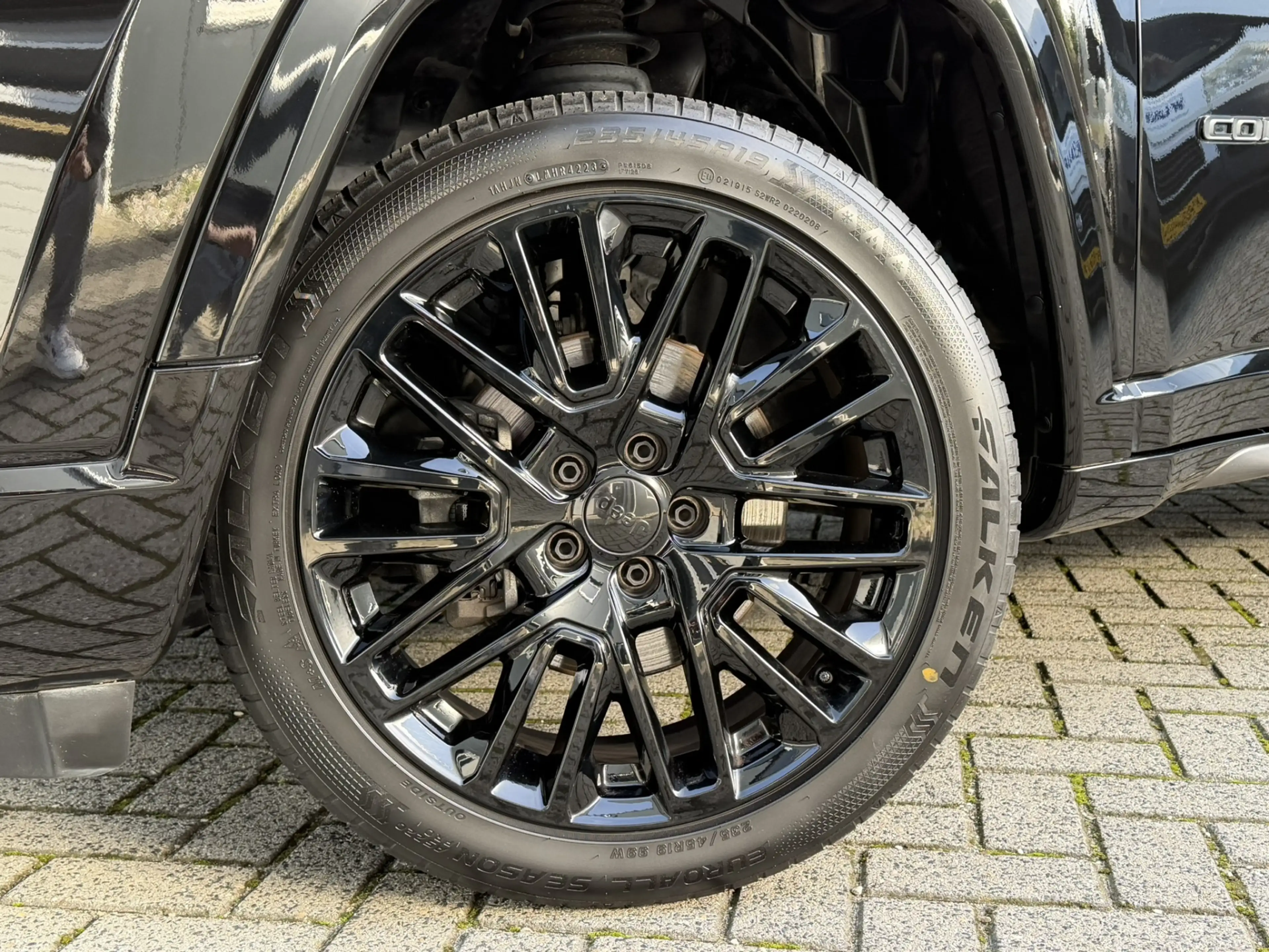 Jeep Compass 1.5T e-Hybrid High Altitude | Winter pack | Apple — photo 2
