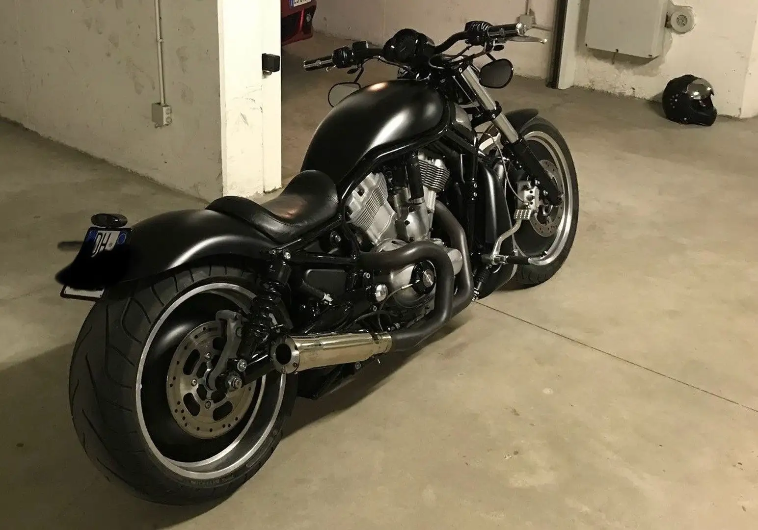 Harley-Davidson V-Rod VRSCA Negro - 1