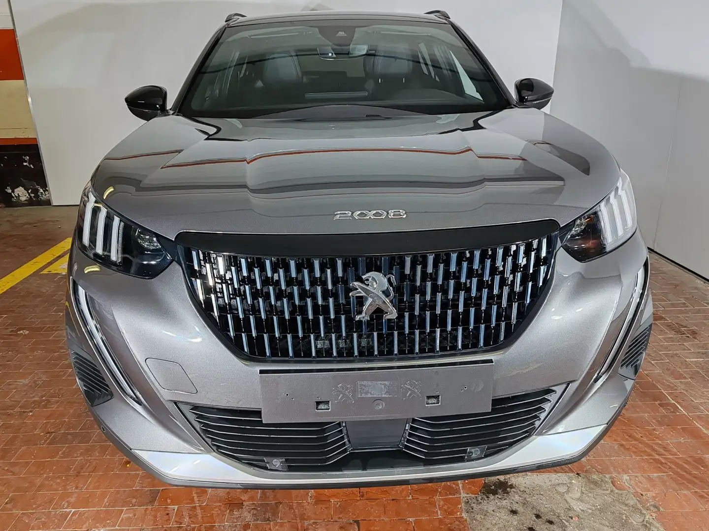 Peugeot 2008 1.2 130cv GT Key Less + Navi + Camera Grigio - 2