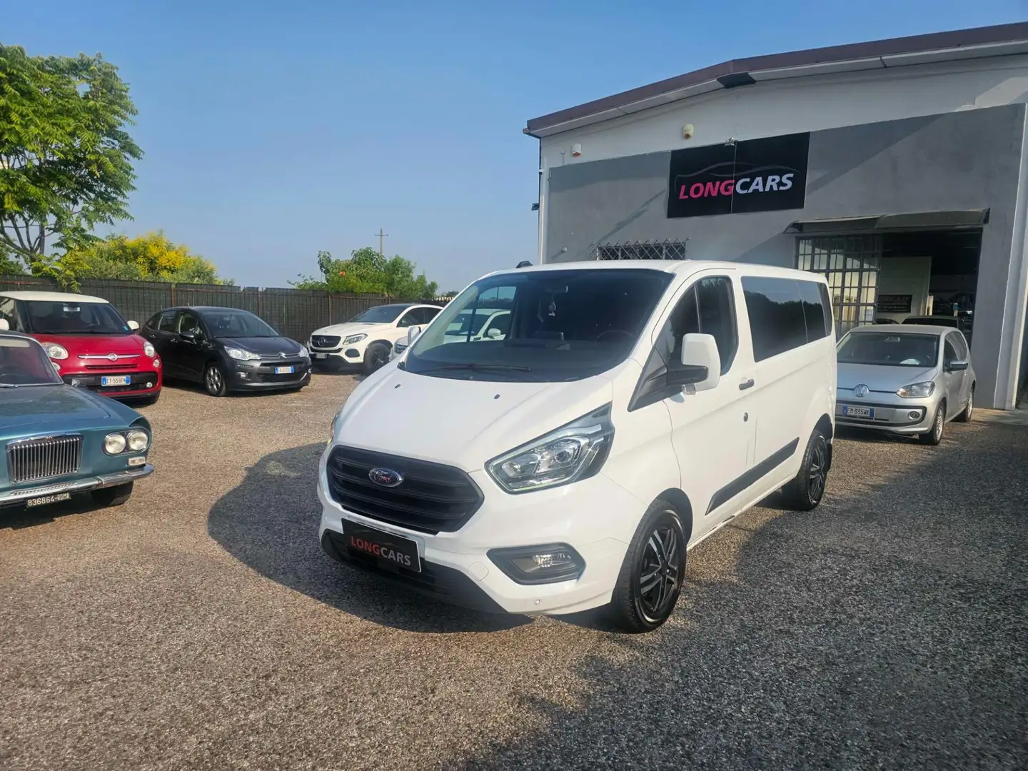 Ford Tourneo Custom Tourneo Custom 320 2.0 EcoBlue 130CV MHEV PC Trend Bianco - 1