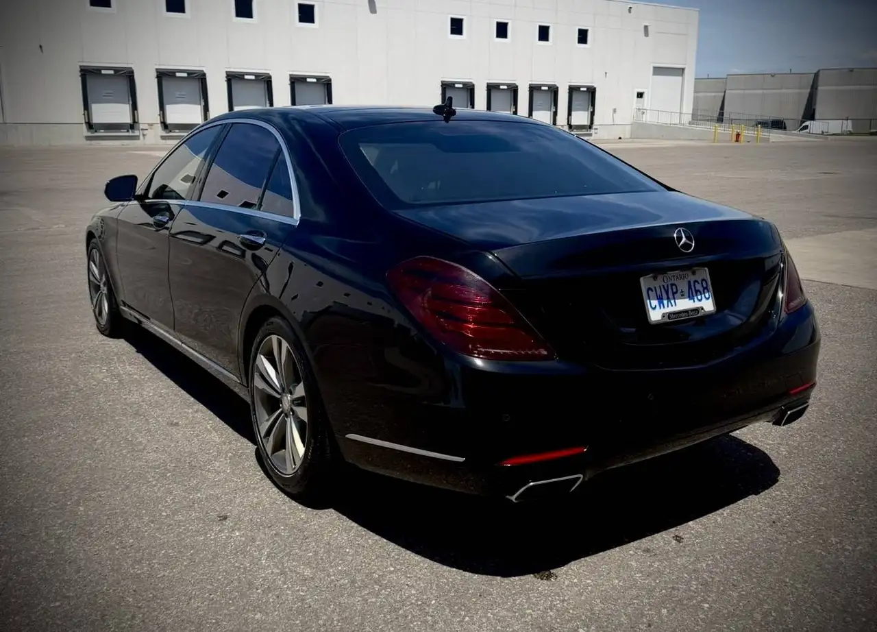 Mercedes-Benz S-Class снимка Mercedes-Benz S-Class