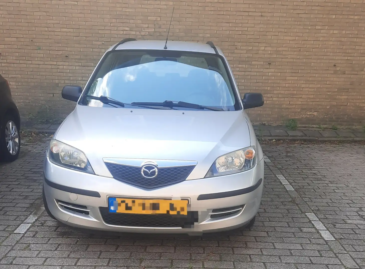 Mazda 2 1.4 Exclusive Šedá - 1