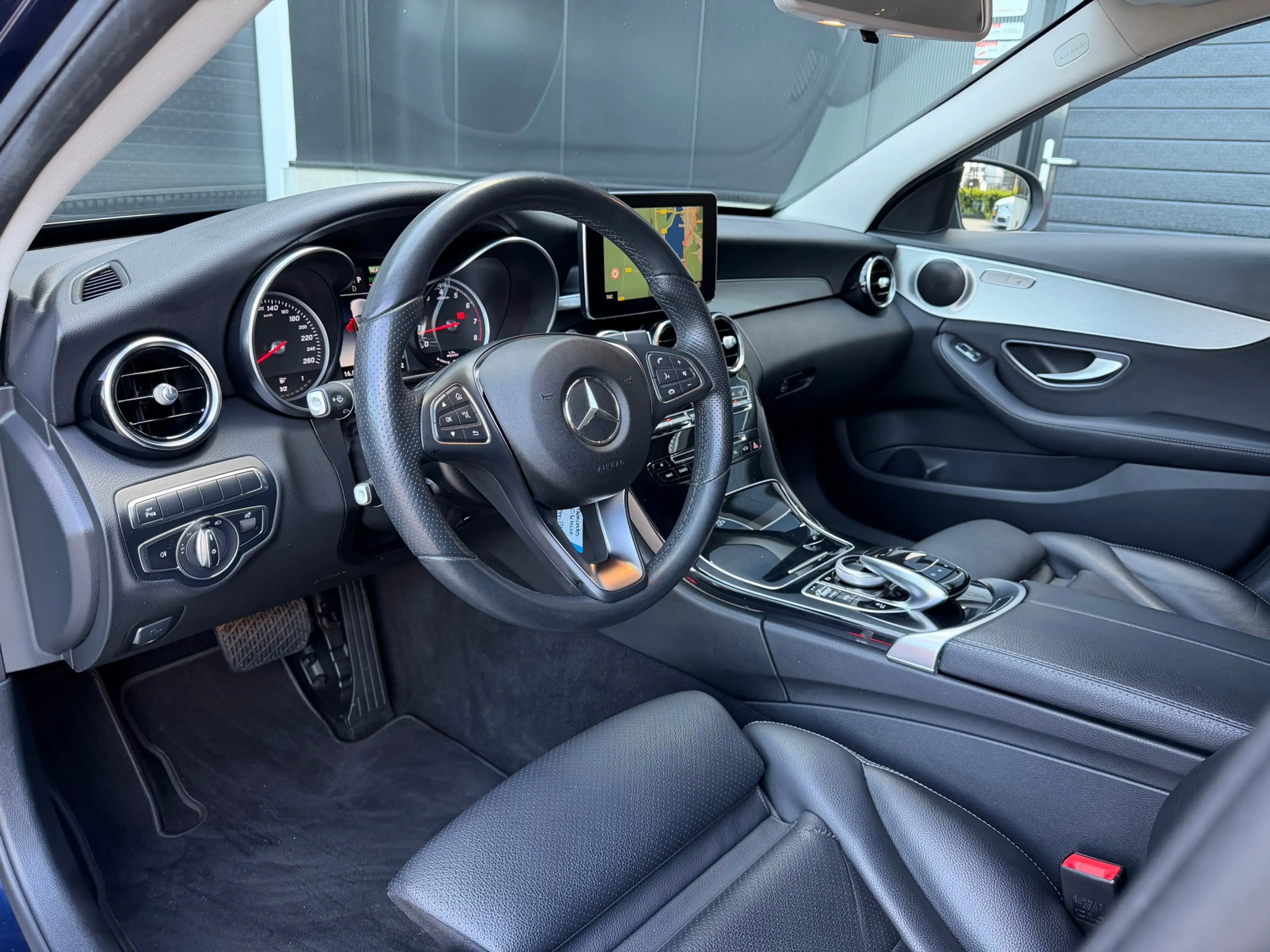 Mercedes-Benz C 350 Estate e Business Solution Plug-in Hybride / Leder — photo 13
