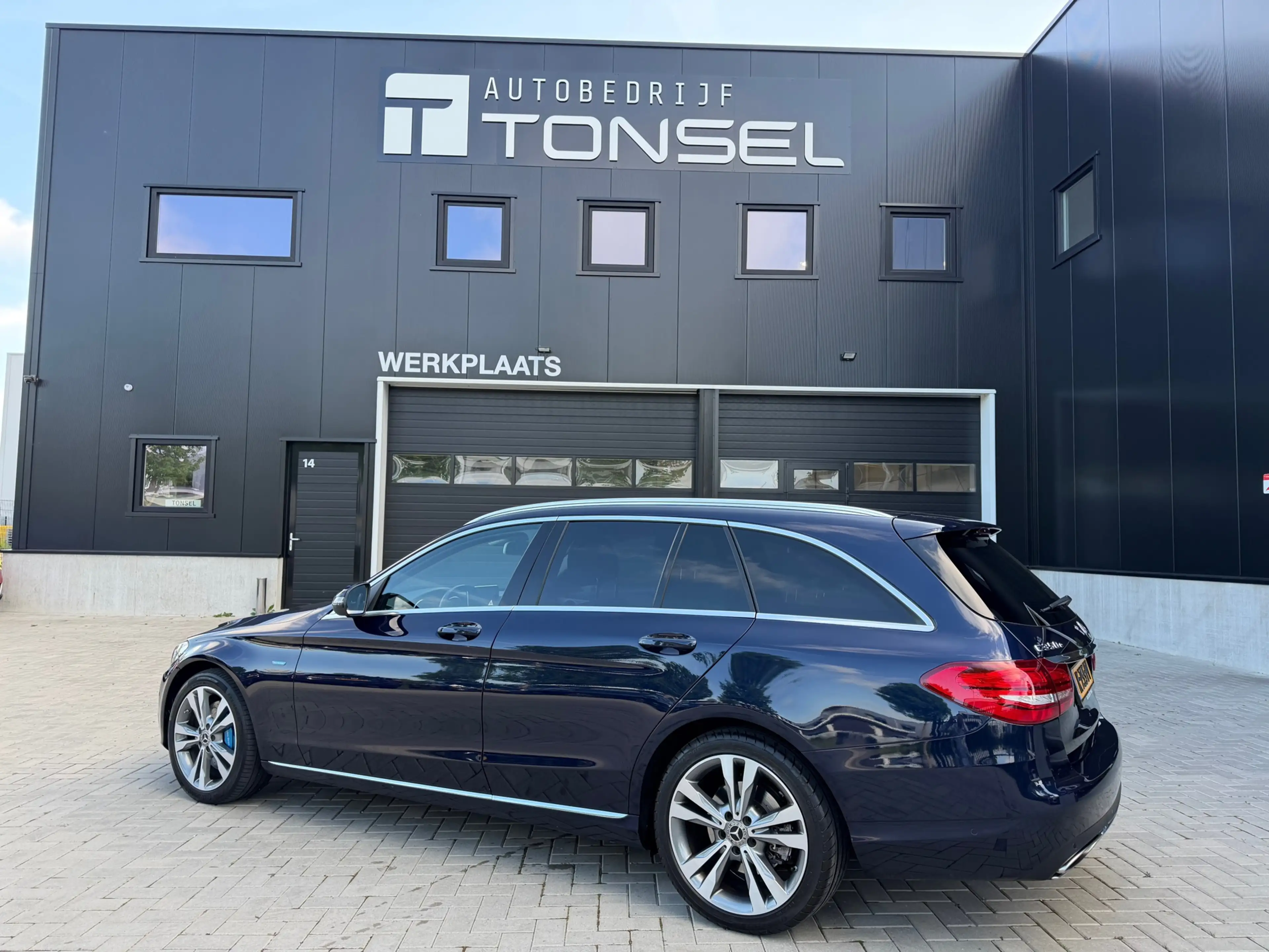 Mercedes-Benz C 350 Estate e Business Solution Plug-in Hybride / Leder — photo 3