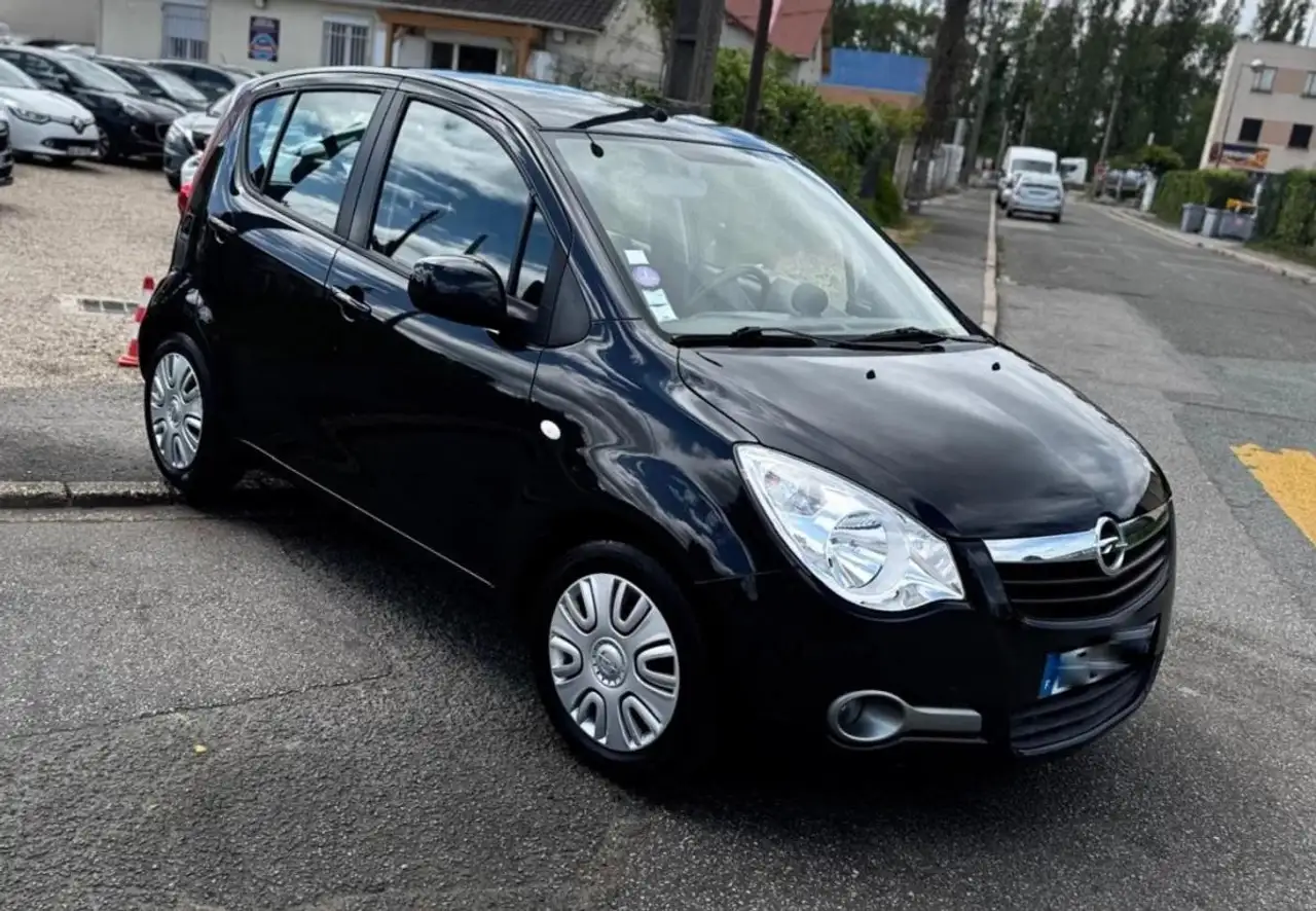 Opel Agila 