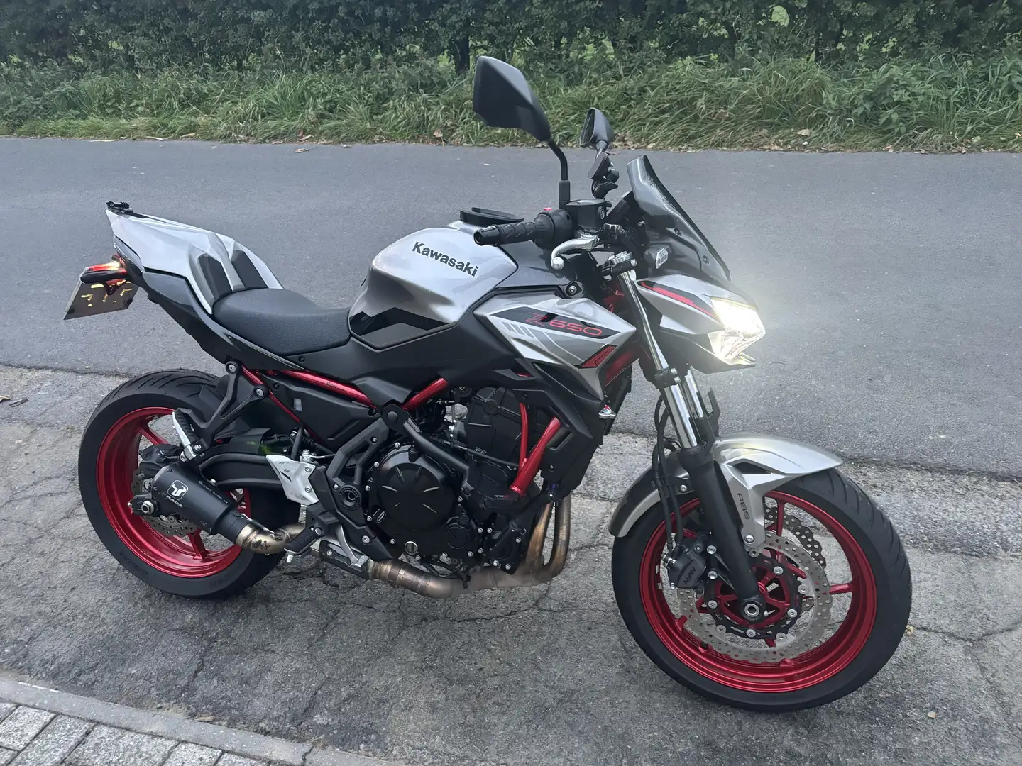 Kawasaki Z 650 sport - 2