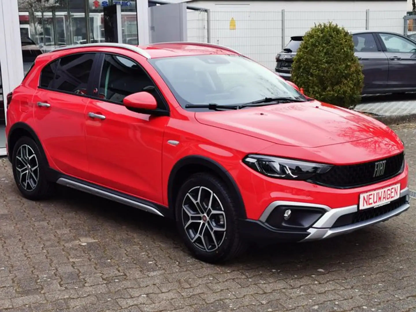 Fiat Tipo Cross RED*Sicherheits-u. Conv.Paket* Rot - 1