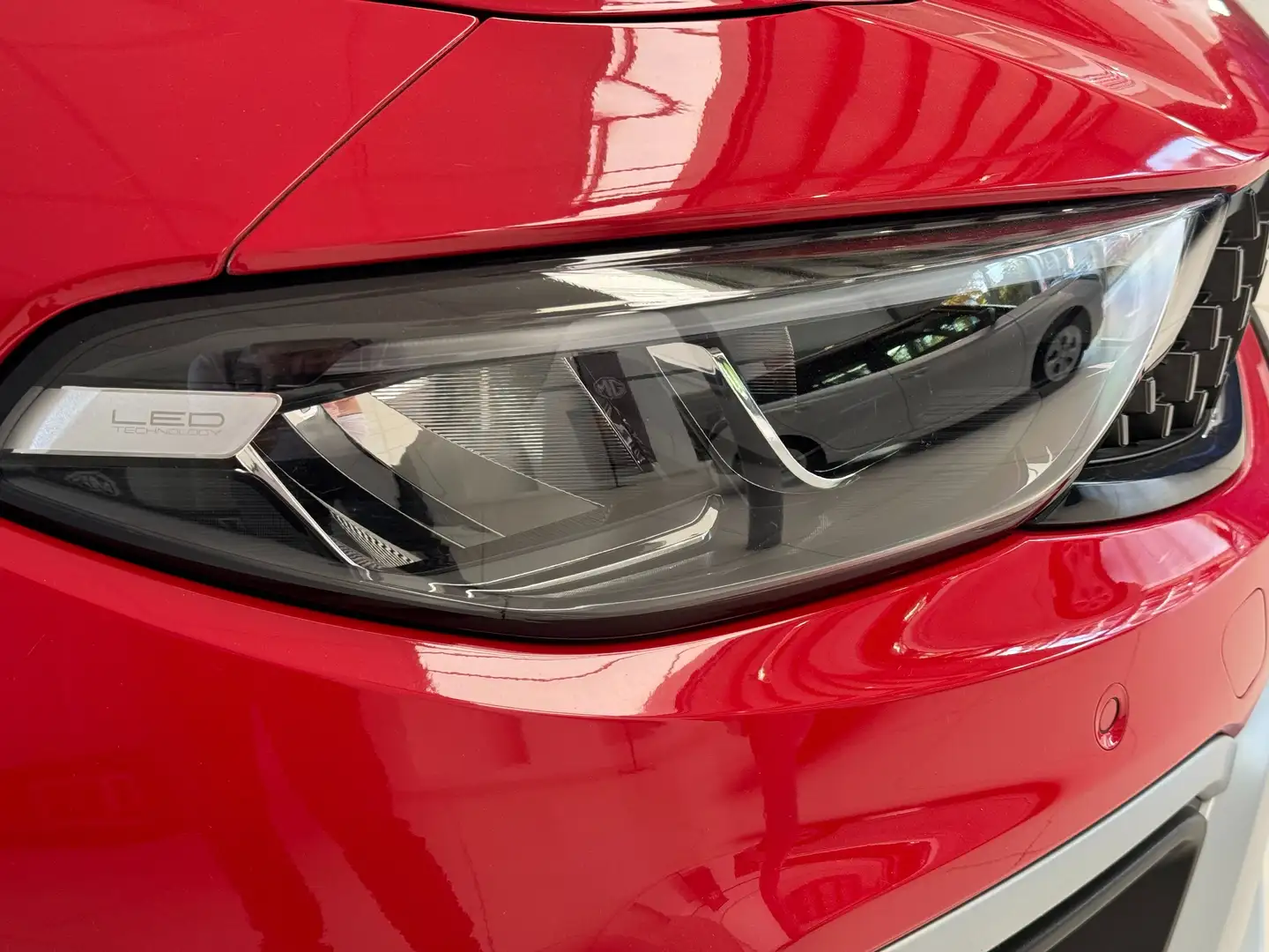 Fiat Tipo Cross RED*Sicherheits-u.Conv.Paket*CarPlay*Kamera Rot - 2