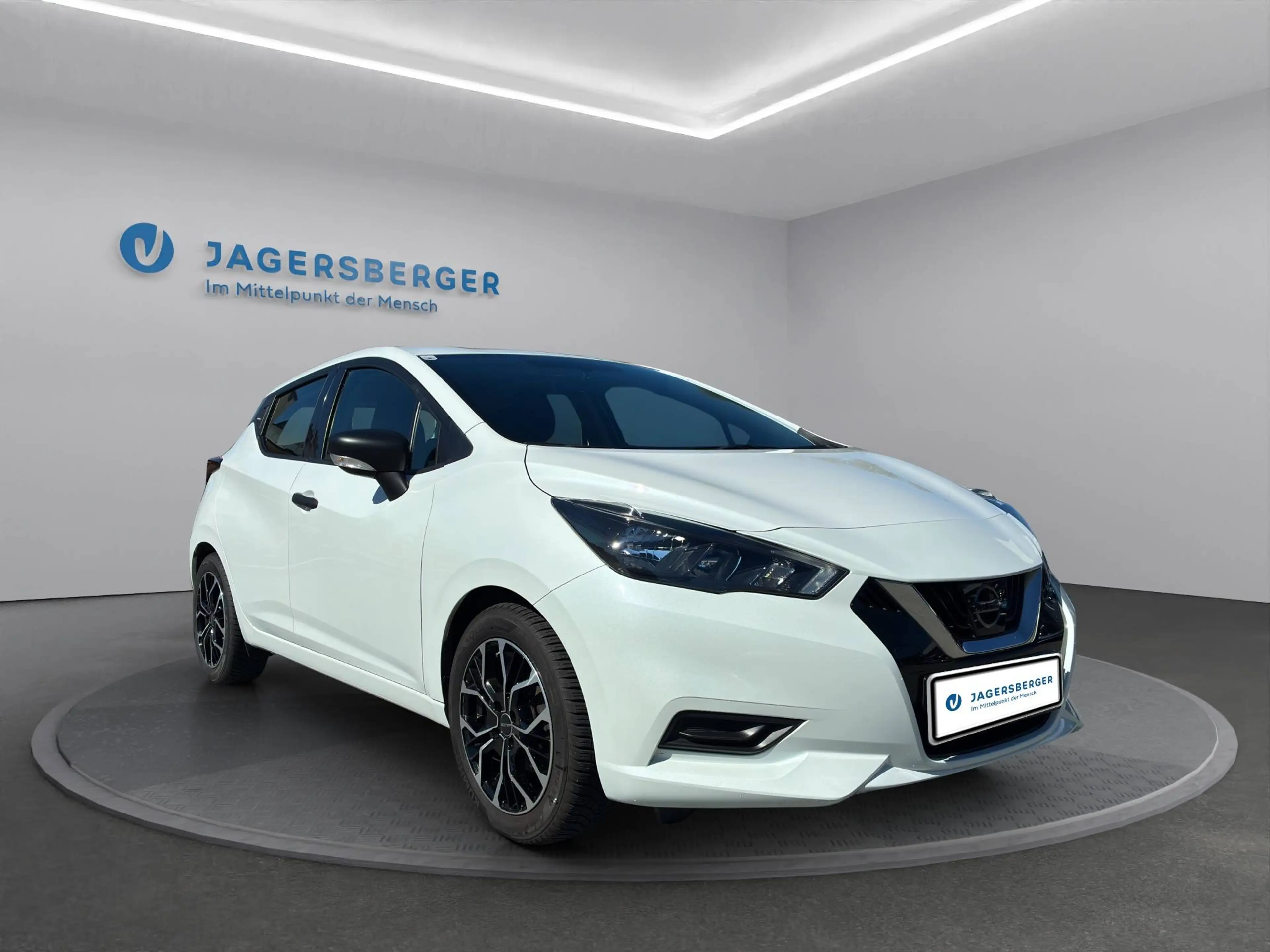 Nissan Micra Visia — photo 3
