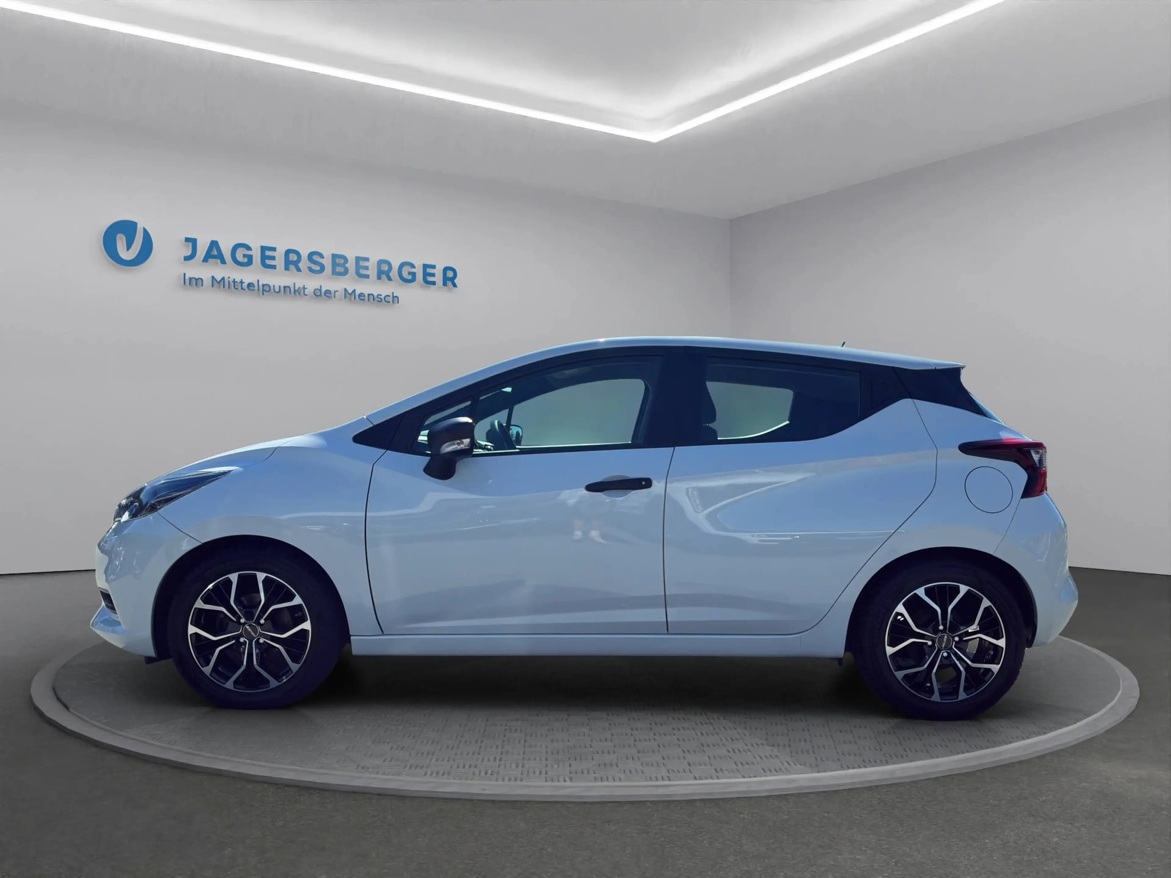 Nissan Micra Visia — photo 8