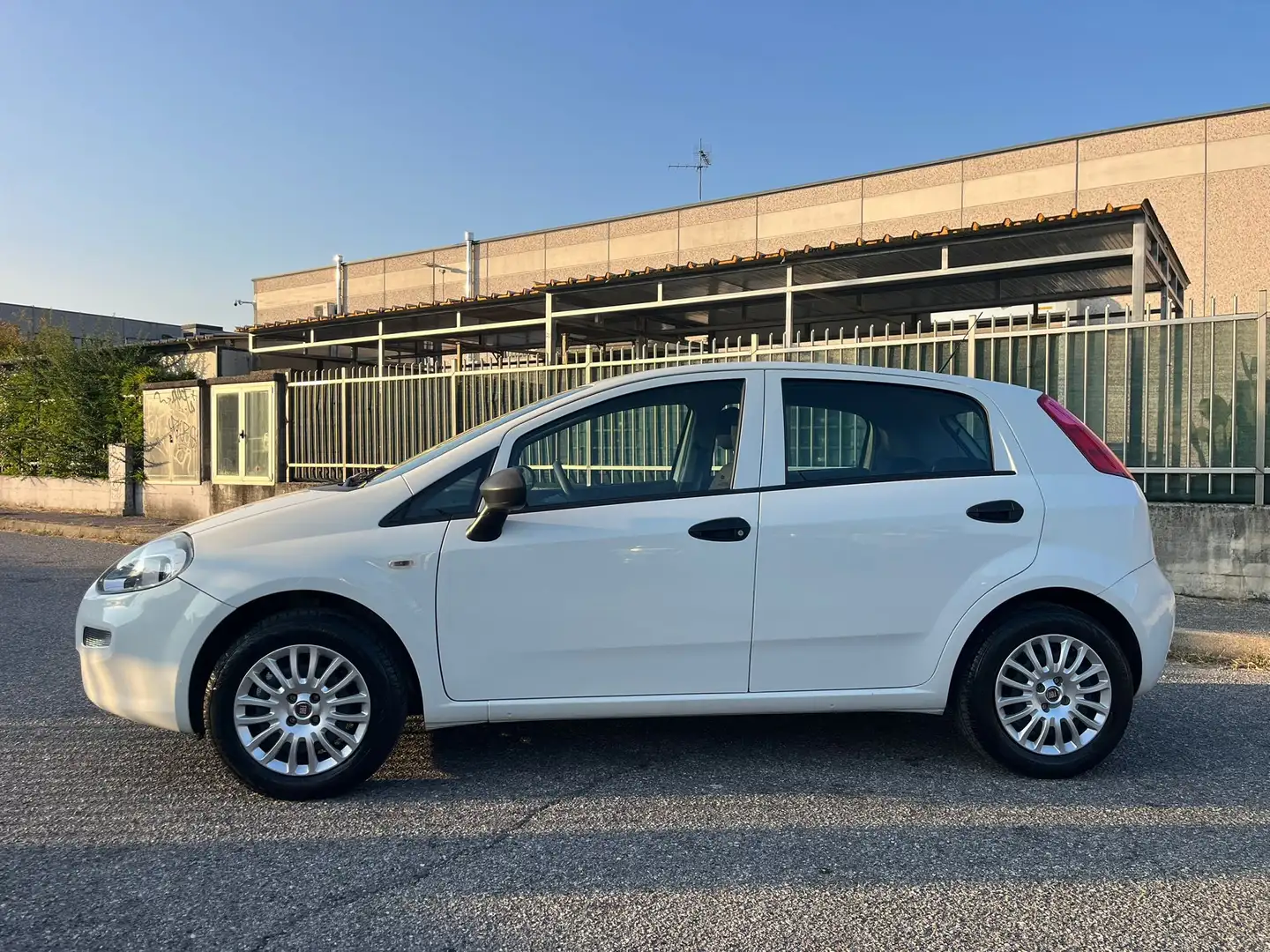 Fiat Punto Punto 5p 1.2 Easy Wit - 2