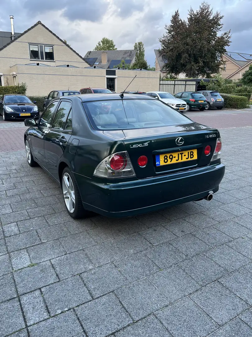 Lexus IS 200 - 2
