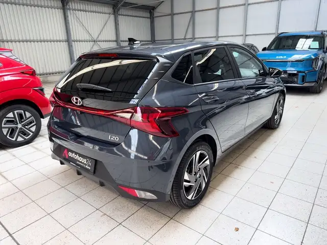 Hyundai I20 view 5