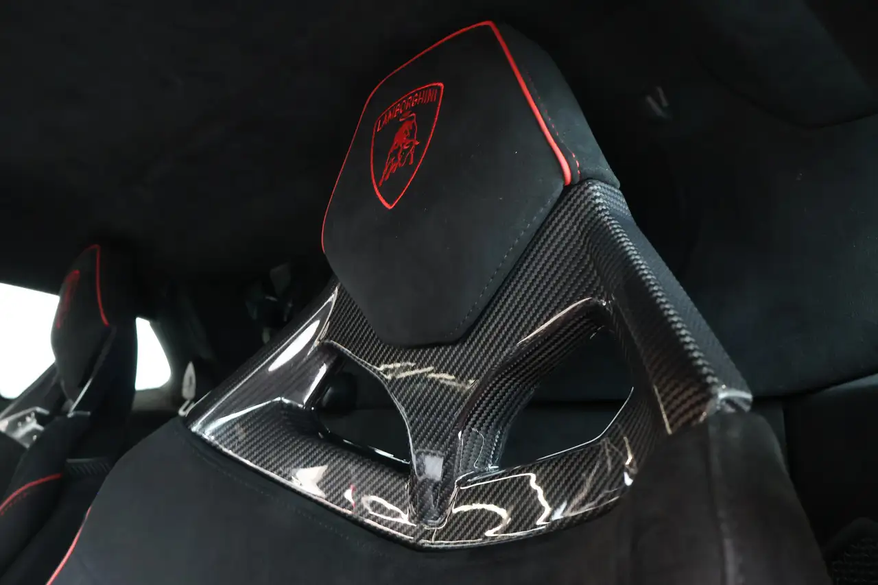 Lamborghini Huracán снимка Lamborghini Huracán