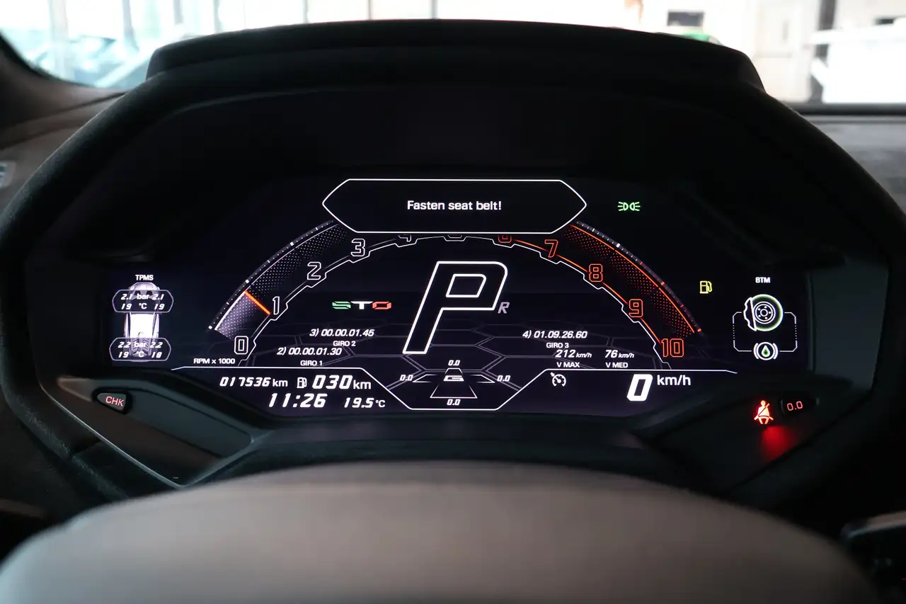 Lamborghini Huracán снимка Lamborghini Huracán