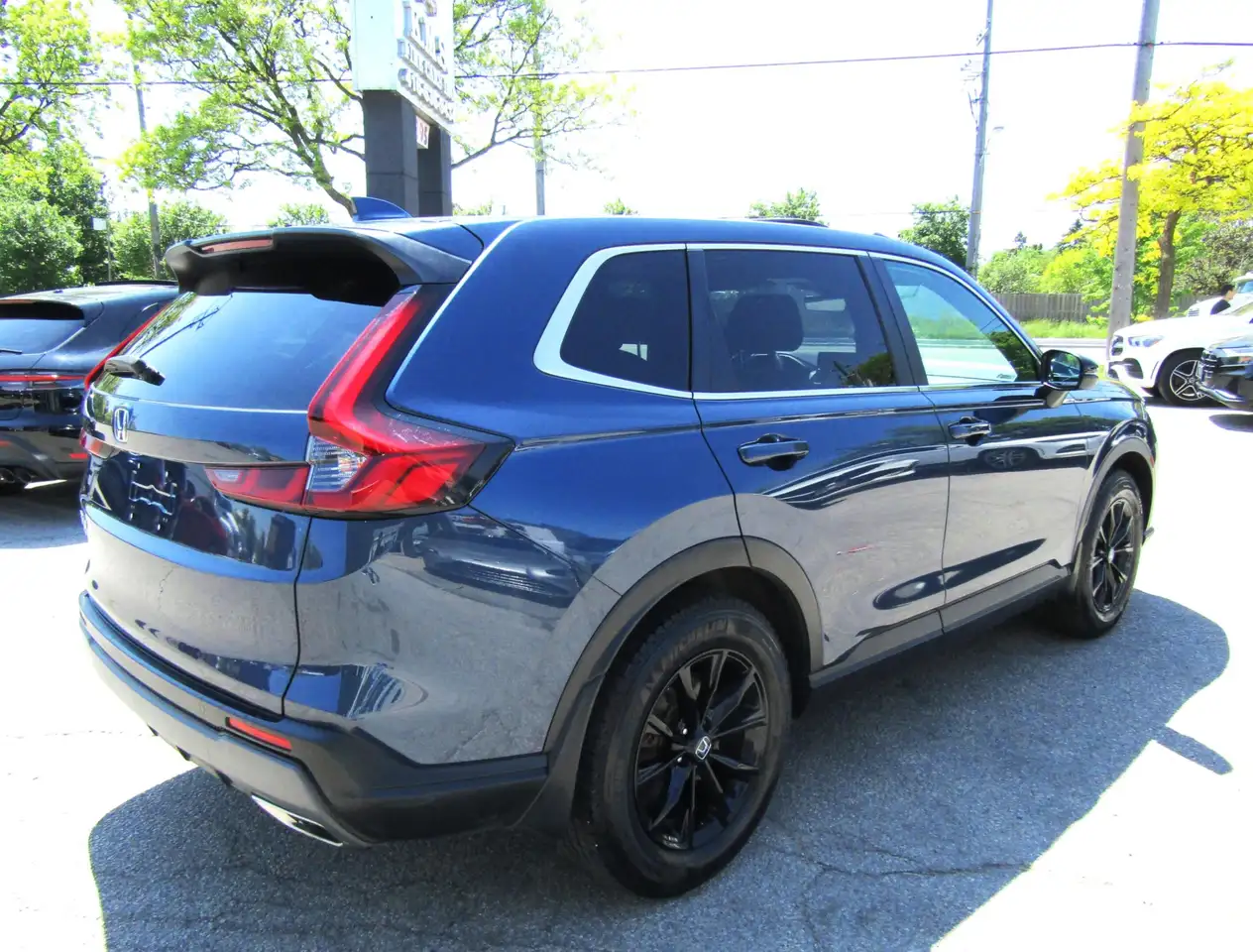 Honda CR-V photo Honda CR-V