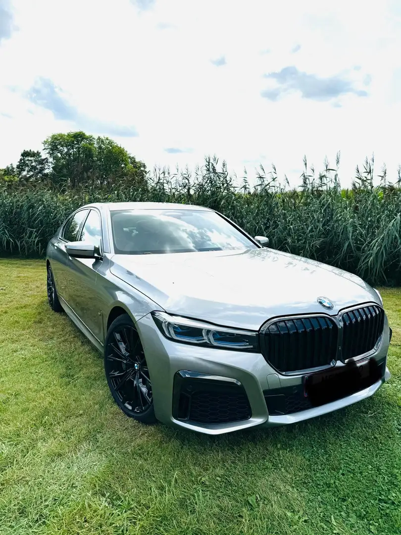 BMW 745 745e massage softclose full full optiee. Beige - 1
