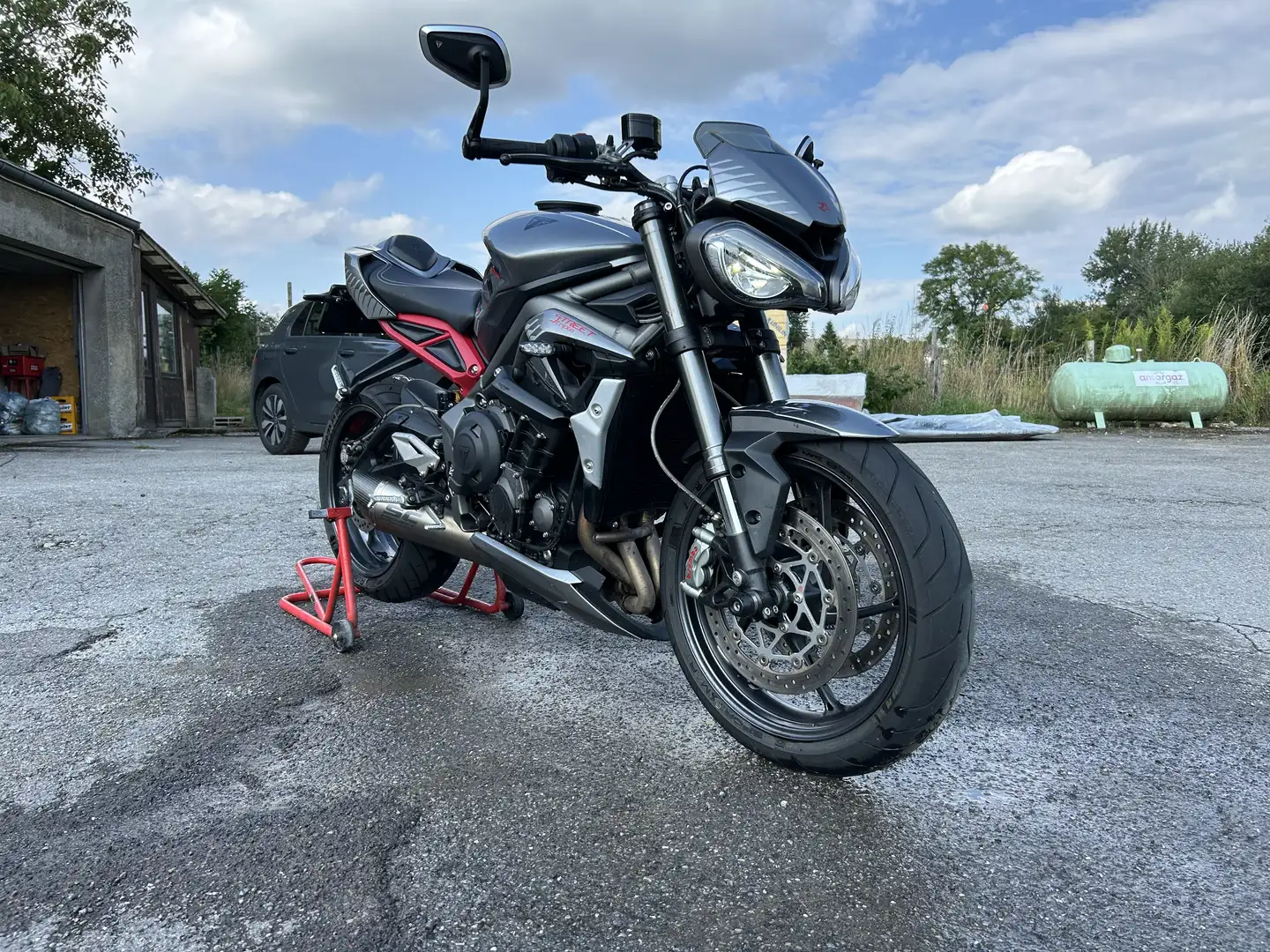 Triumph Street Triple RS - 1