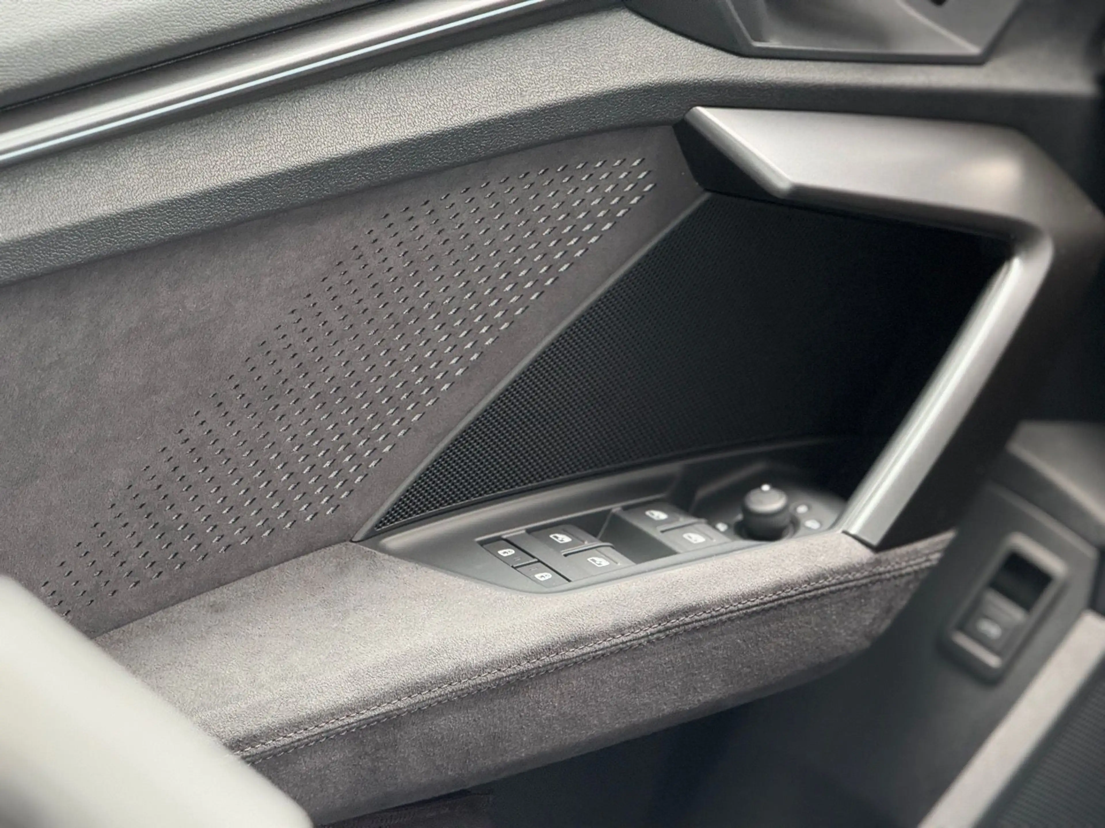 Audi RS3 NAVI*CARPLAY*ADFAHRW*MATRIXPANO*2 — photo 18