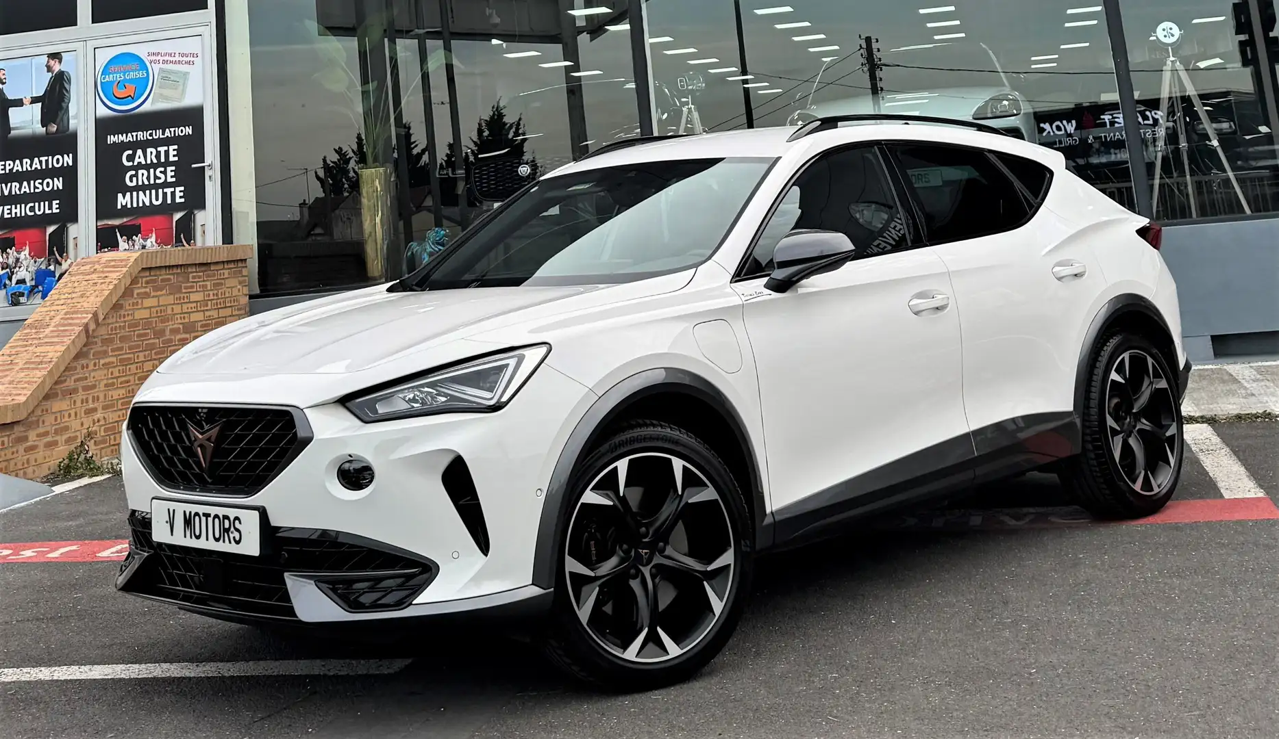 CUPRA Formentor VZ E-HYBRID 245 Performance Panorama 1erMain Blanc - 1
