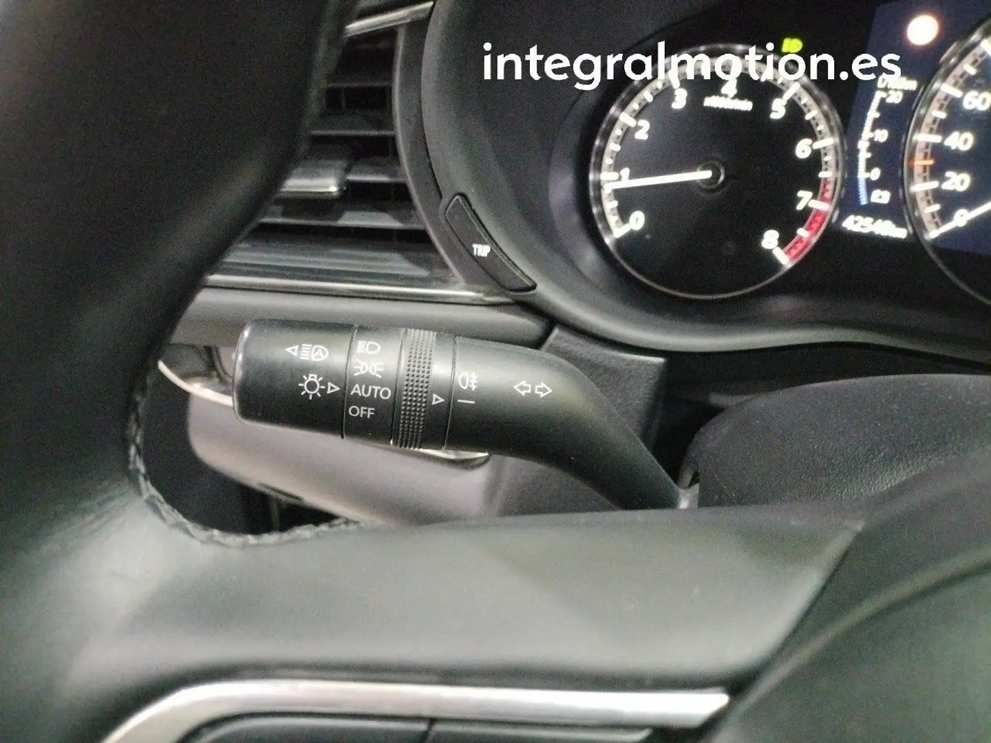 Mazda CX-30 2.0 Skyactiv-G Origin 2WD 90kW Negro - 2
