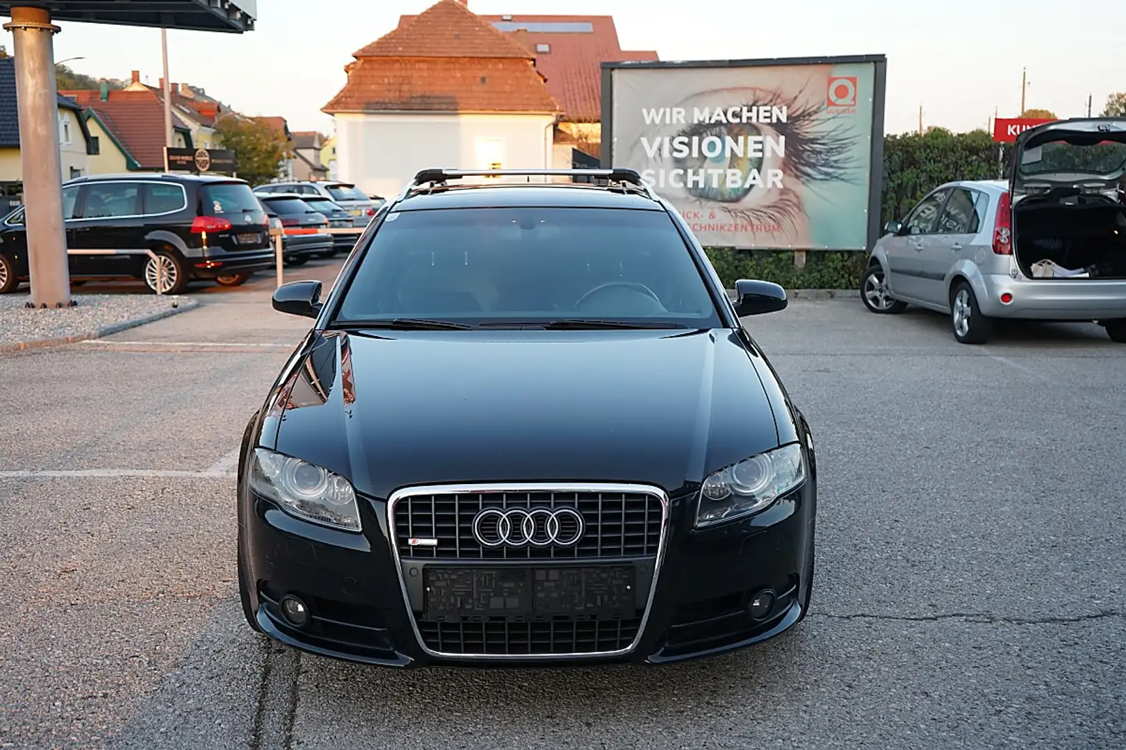 Audi A4 2.0 TDI Avant Le Mans Edit Schwarz - 2
