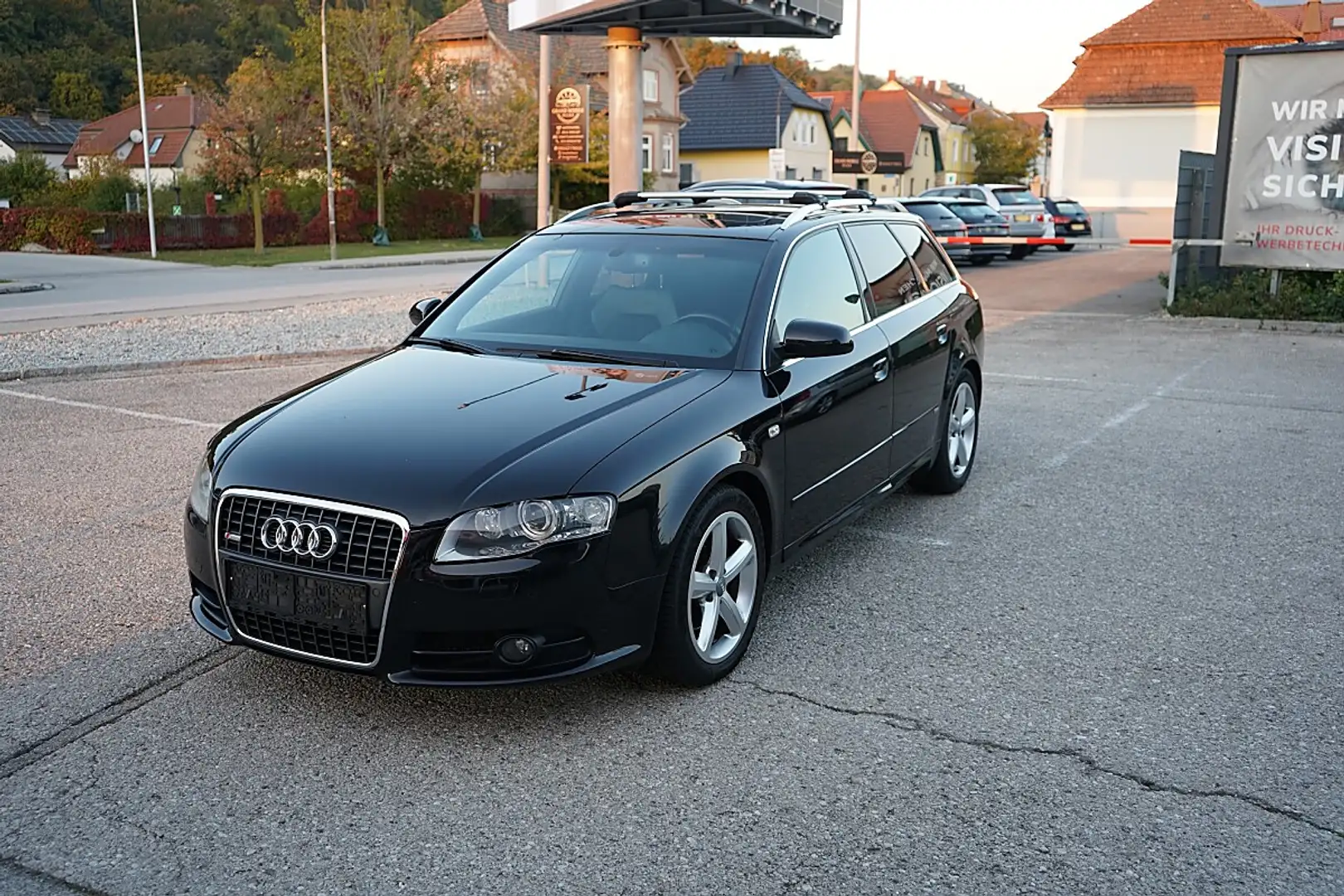Audi A4 2.0 TDI Avant Le Mans Edit Schwarz - 1
