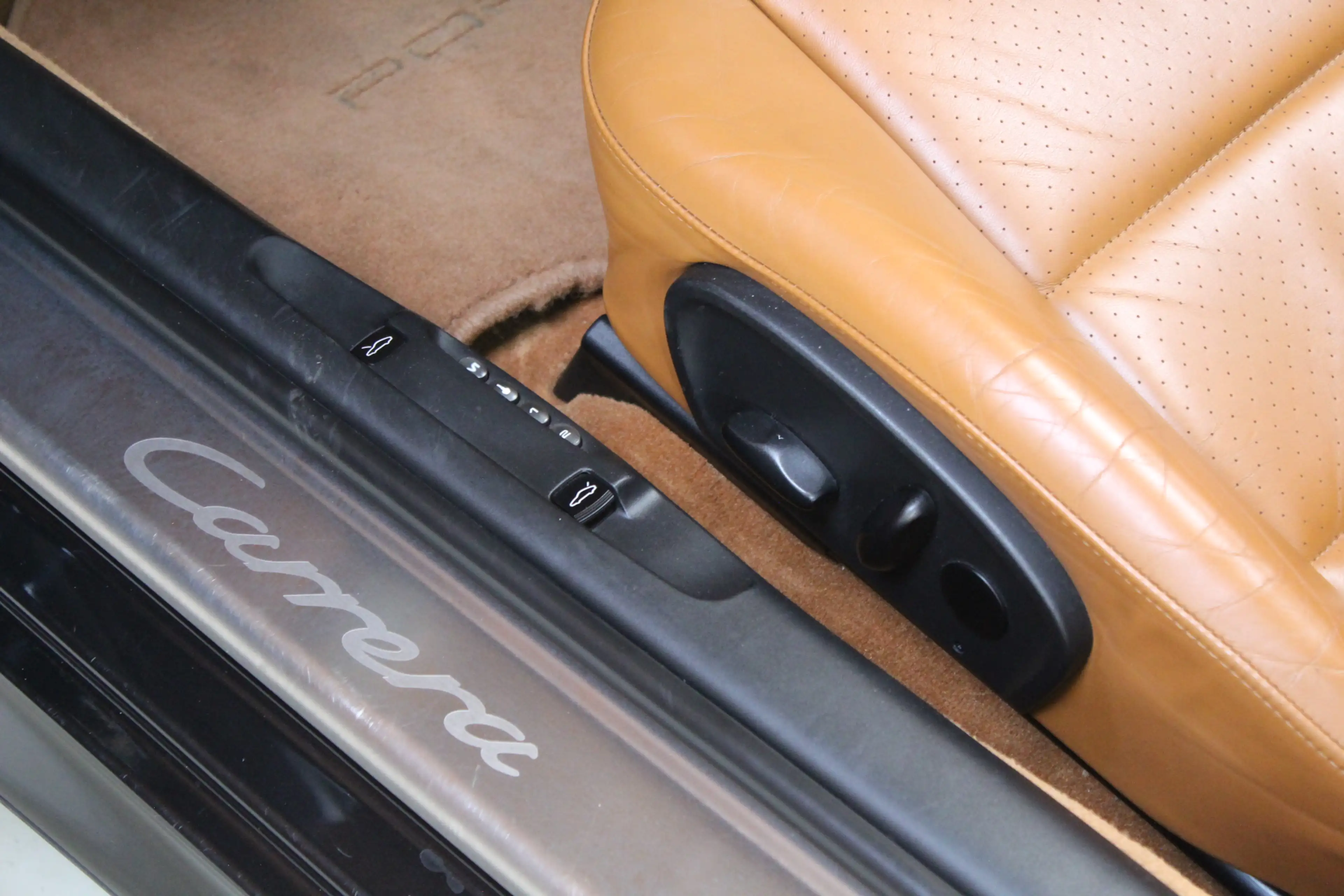 Porsche 996 Cabrio 3.6 Carrera 4S | PCCM | SAGA | Memory | — photo 20