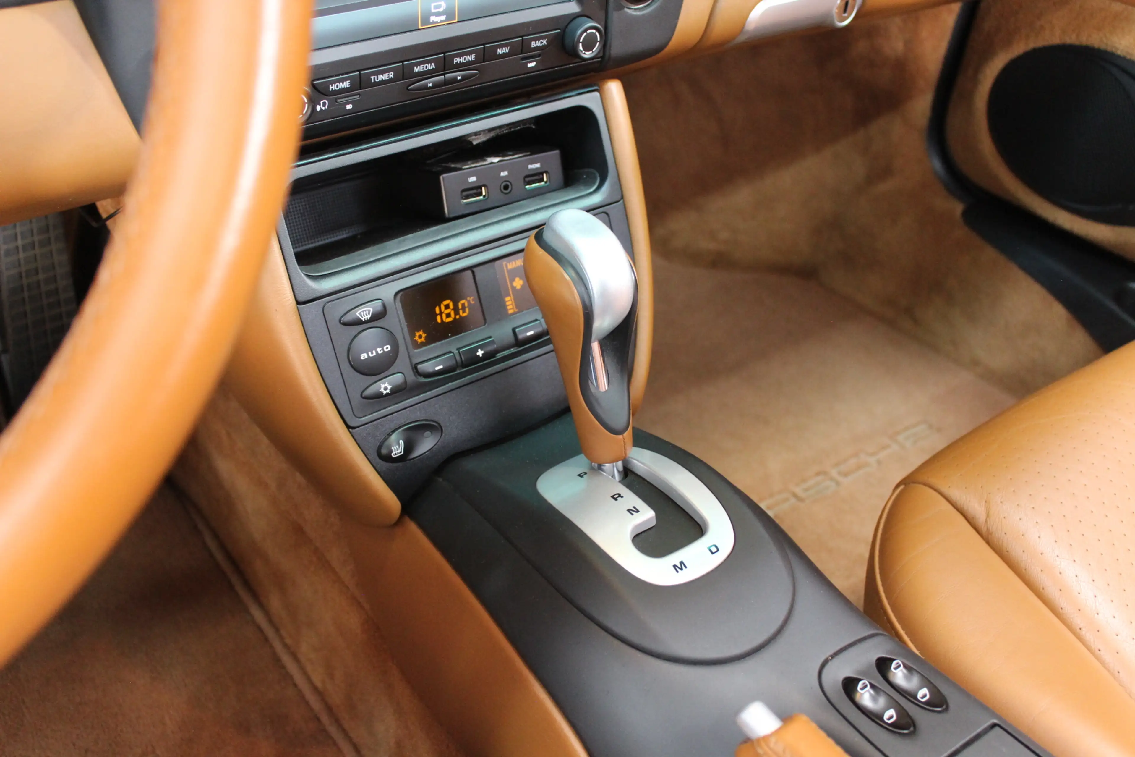Porsche 996 Cabrio 3.6 Carrera 4S | PCCM | SAGA | Memory | — photo 21