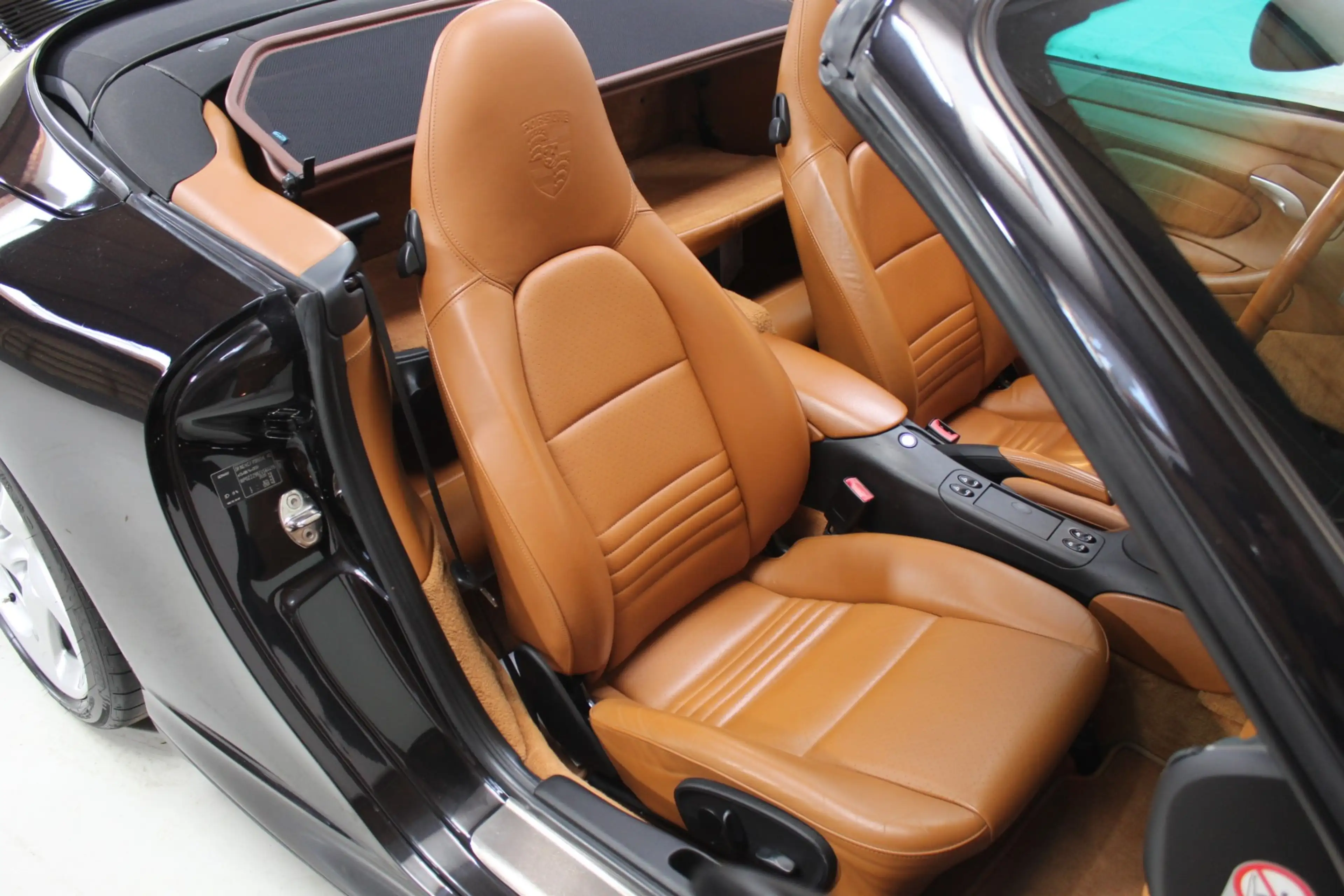 Porsche 996 Cabrio 3.6 Carrera 4S | PCCM | SAGA | Memory | — photo 15